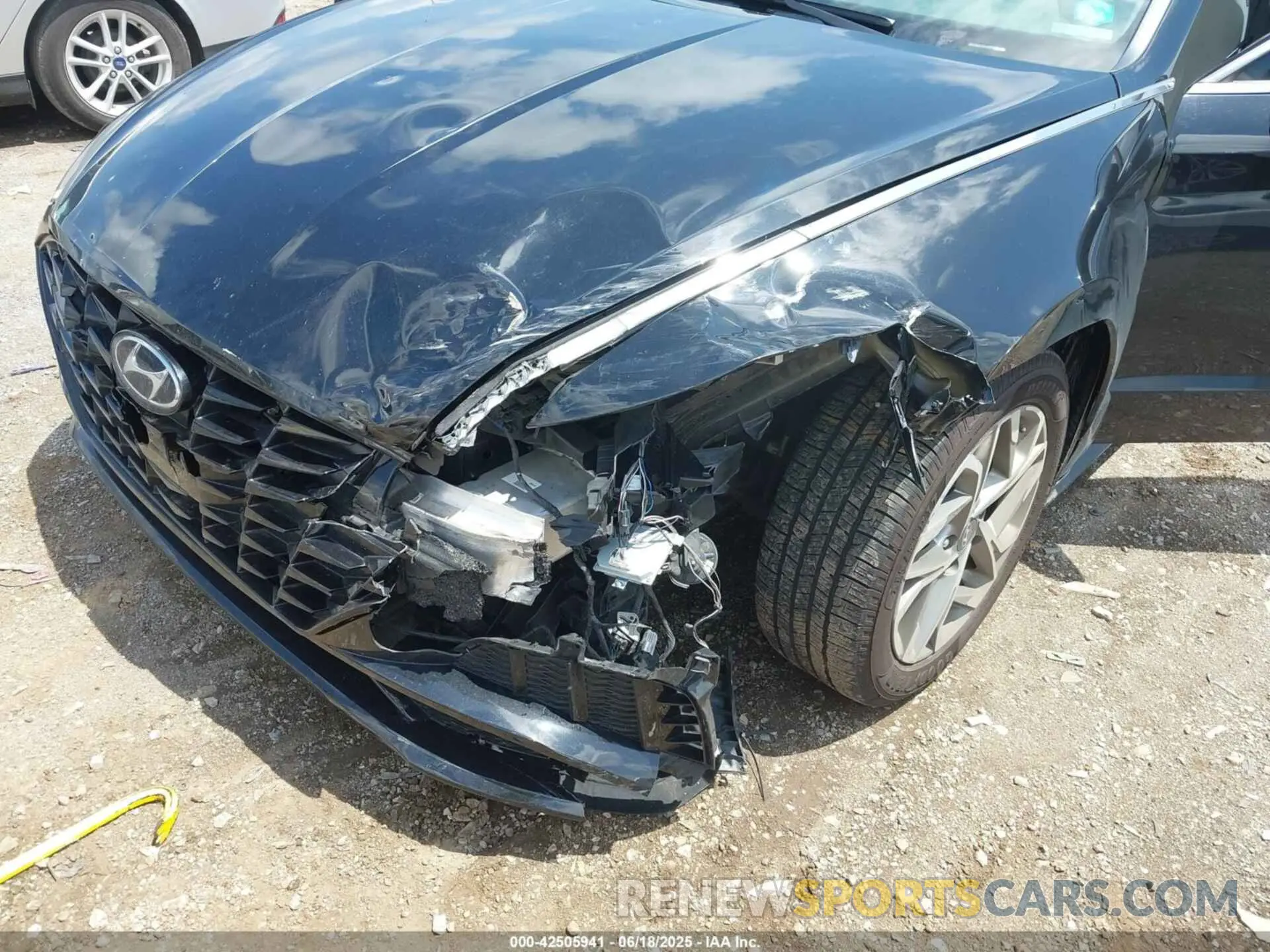 6 Photograph of a damaged car KMHL64JA3MA147029 HYUNDAI SONATA 2021