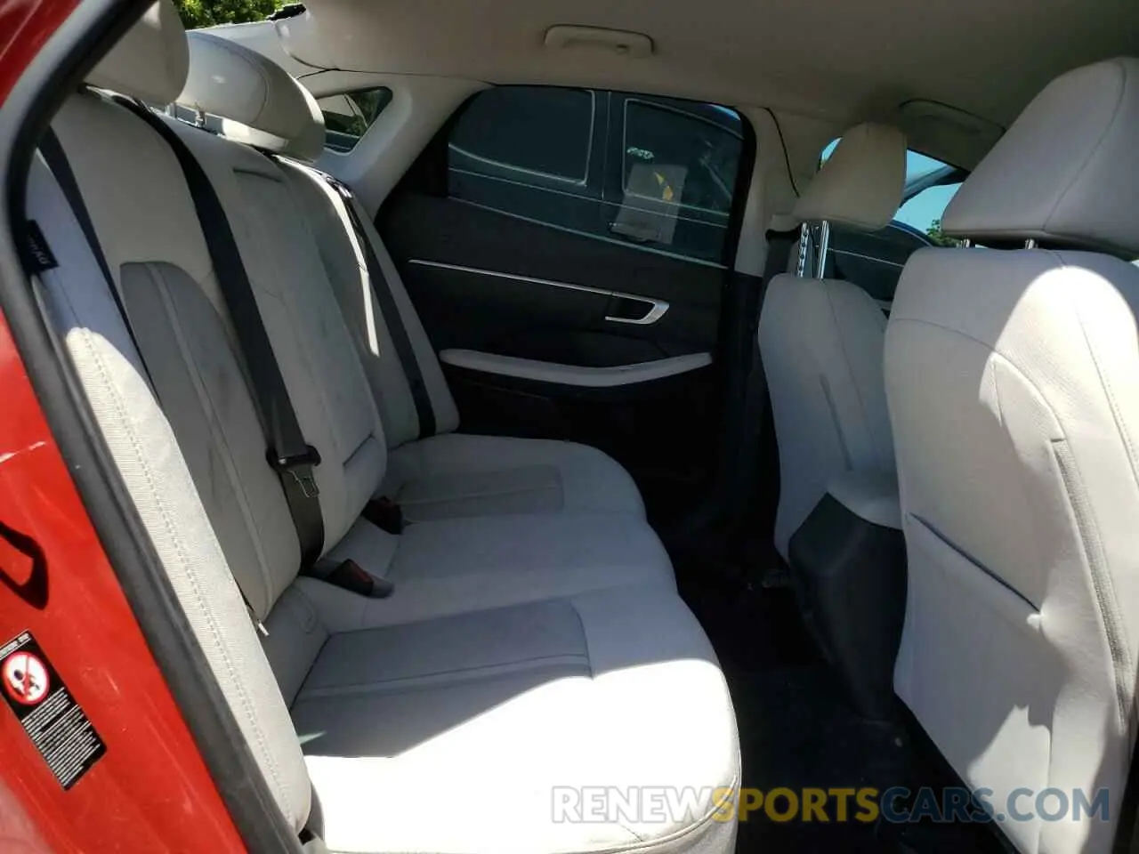 10 Photograph of a damaged car KMHL64JA3MA158984 HYUNDAI SONATA 2021