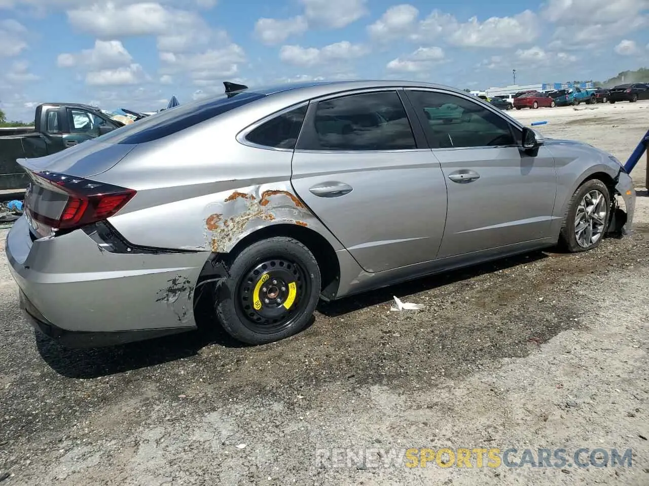3 Photograph of a damaged car KMHL64JA5MA152393 HYUNDAI SONATA 2021
