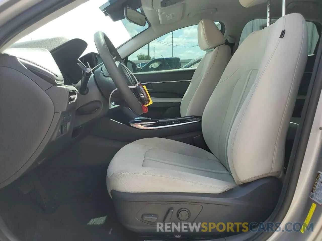 7 Photograph of a damaged car KMHL64JA5MA152393 HYUNDAI SONATA 2021