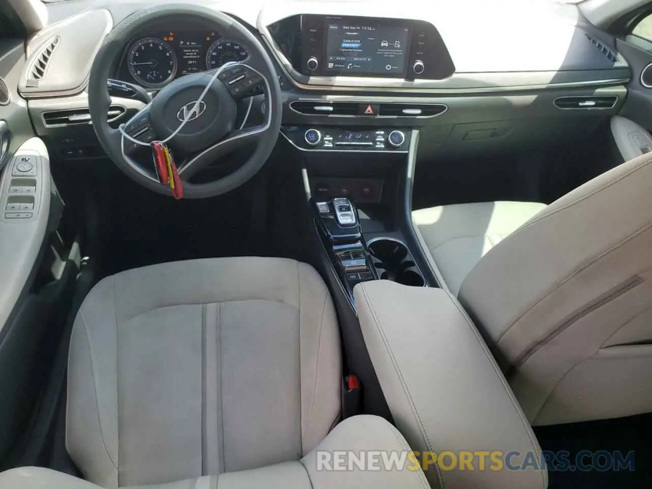8 Photograph of a damaged car KMHL64JA5MA152393 HYUNDAI SONATA 2021