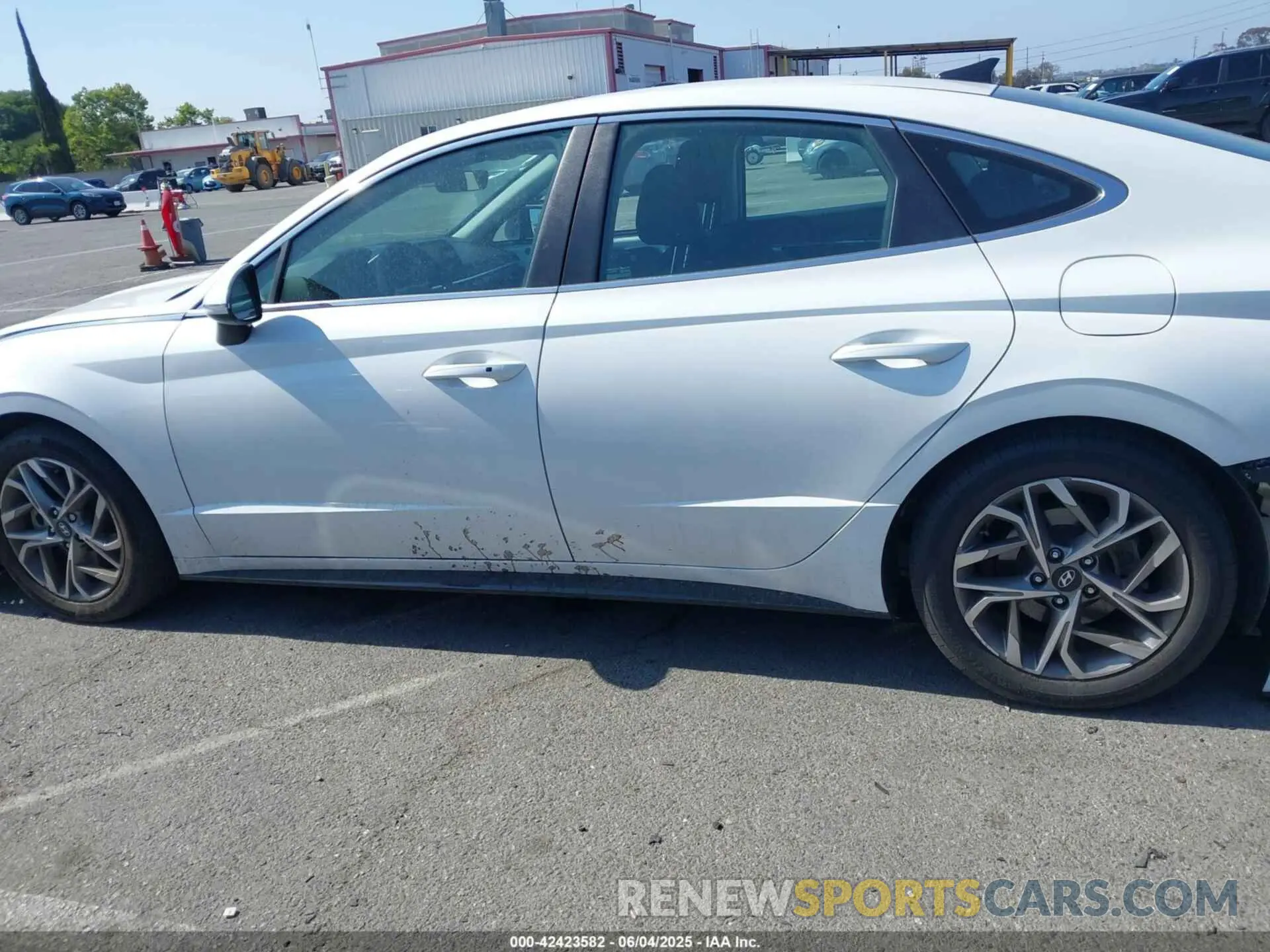 14 Photograph of a damaged car KMHL64JA7MA149379 HYUNDAI SONATA 2021