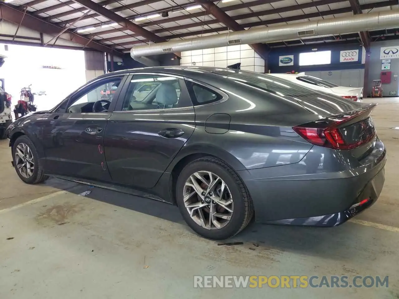 2 Photograph of a damaged car KMHL64JA8MA167065 HYUNDAI SONATA 2021