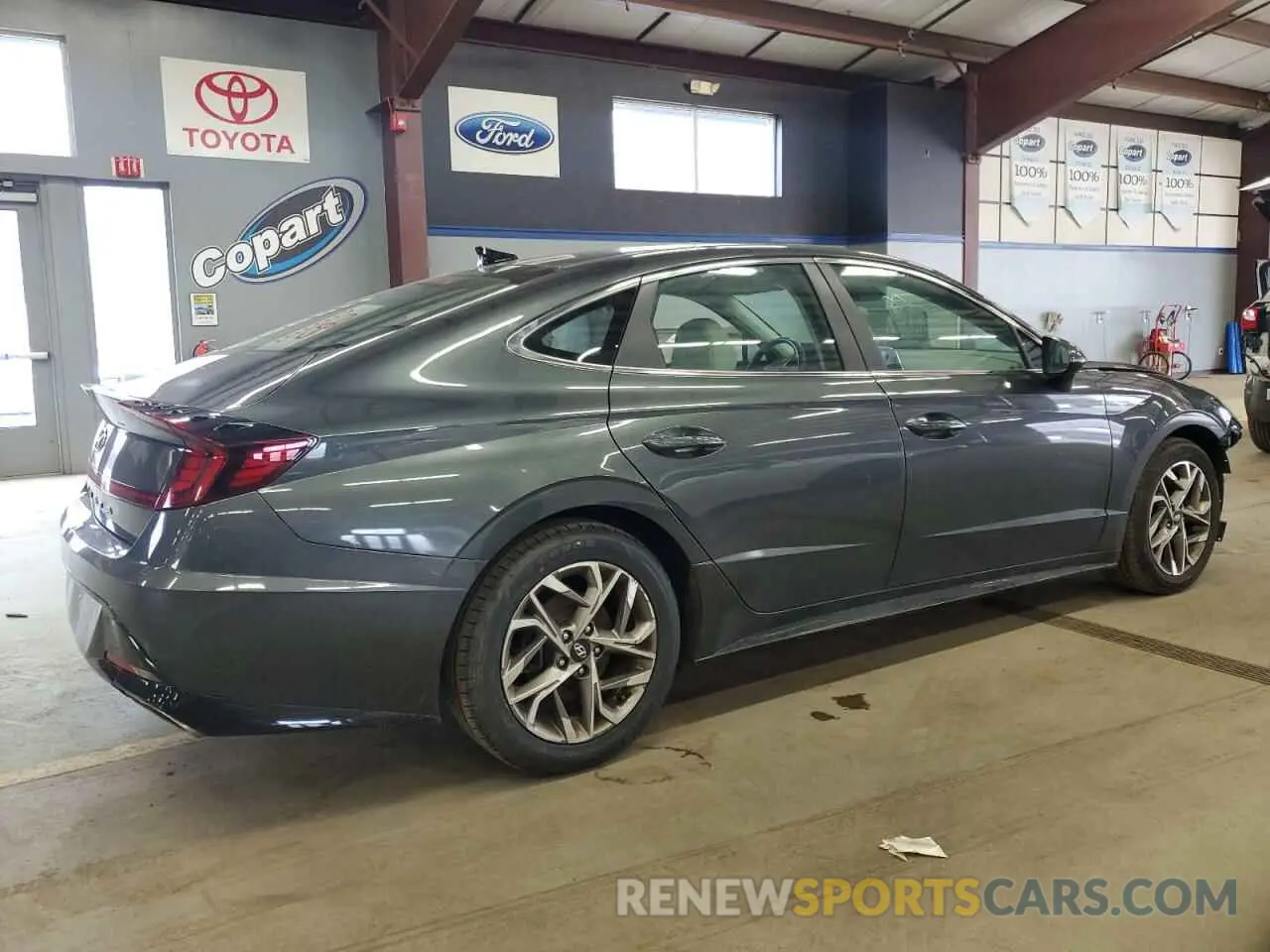 3 Photograph of a damaged car KMHL64JA8MA167065 HYUNDAI SONATA 2021
