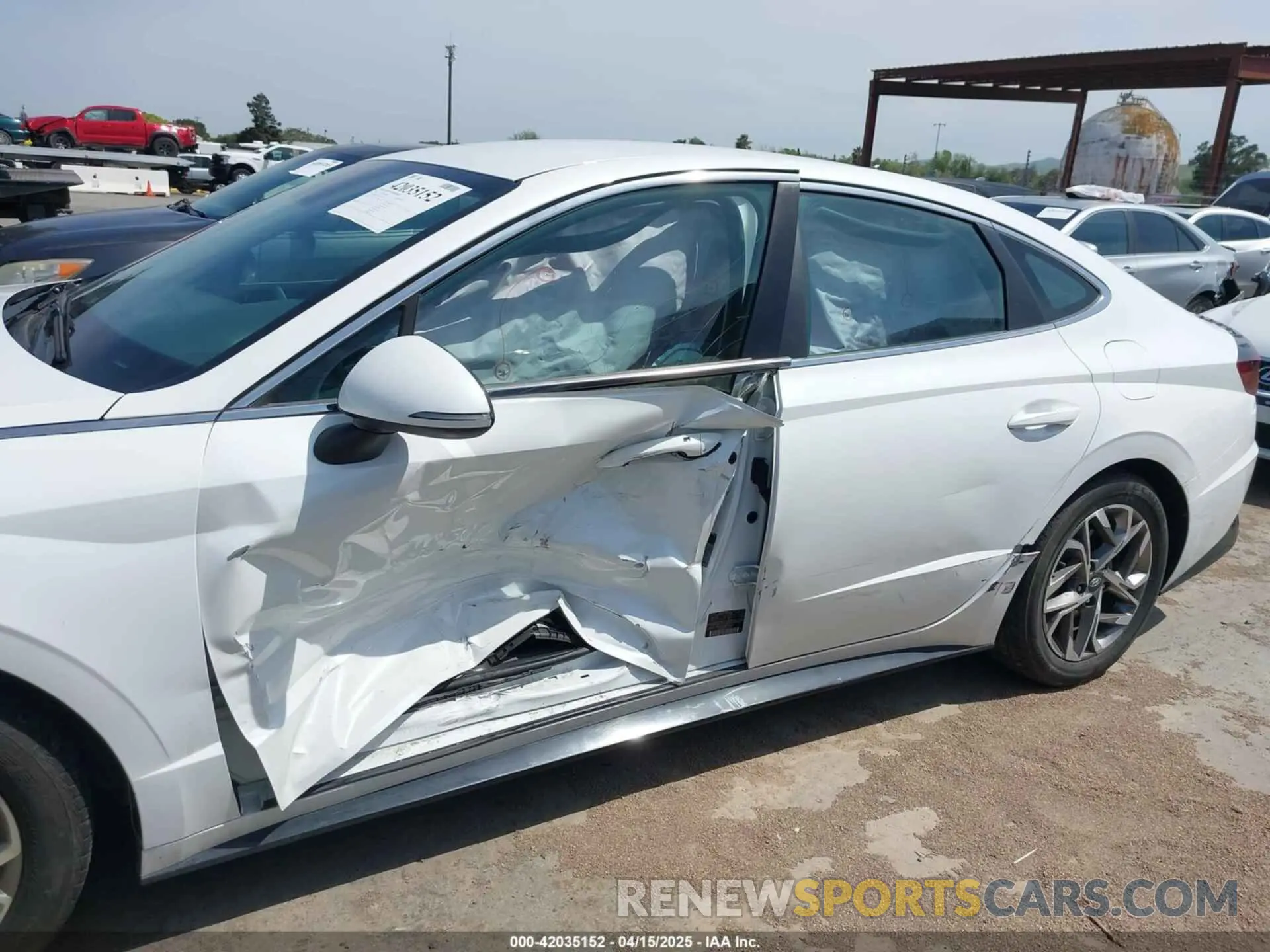14 Photograph of a damaged car KMHL64JA9MA155197 HYUNDAI SONATA 2021