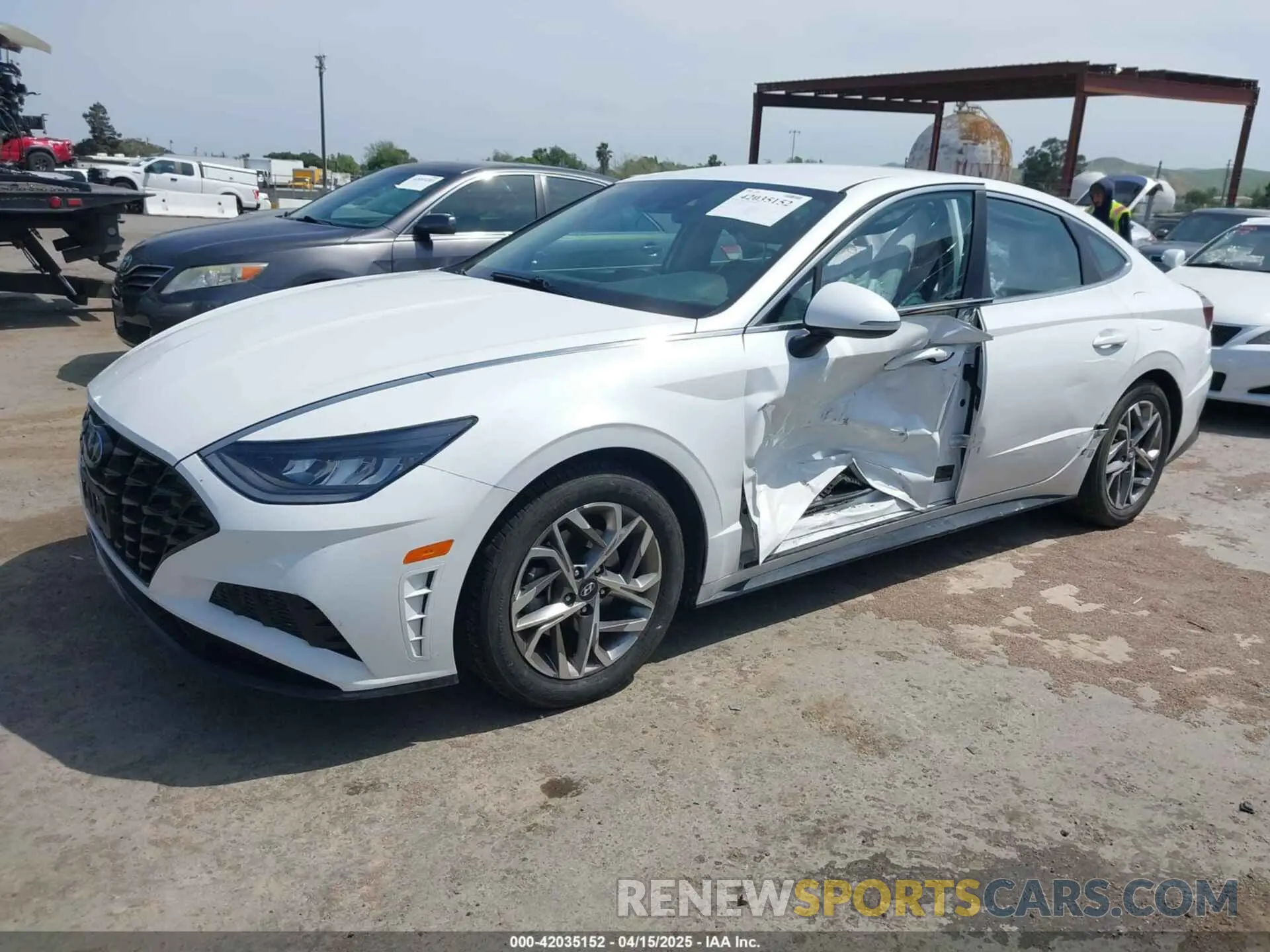 2 Photograph of a damaged car KMHL64JA9MA155197 HYUNDAI SONATA 2021