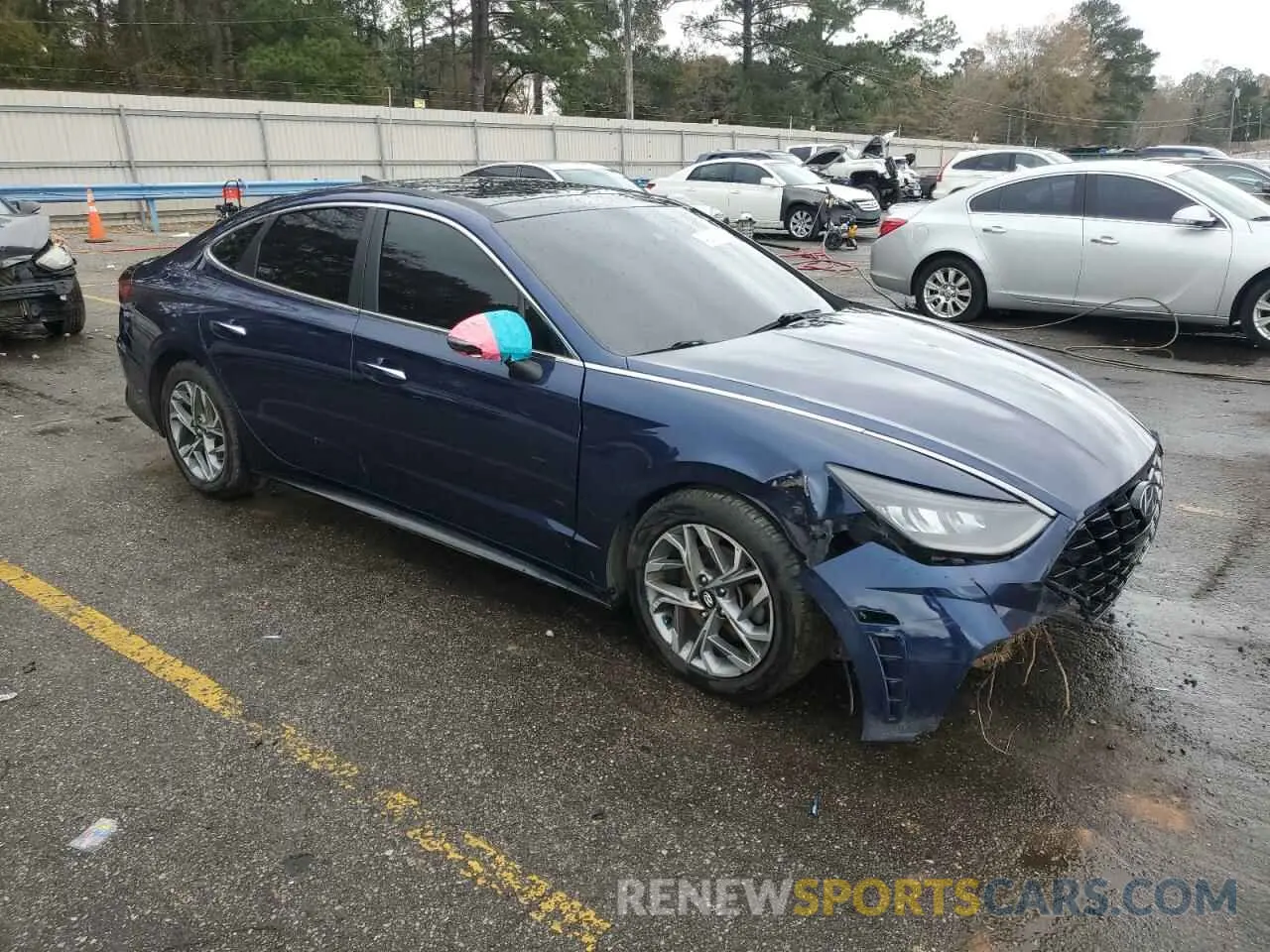 4 Photograph of a damaged car 5NPEF4JA7NH134016 HYUNDAI SONATA 2022