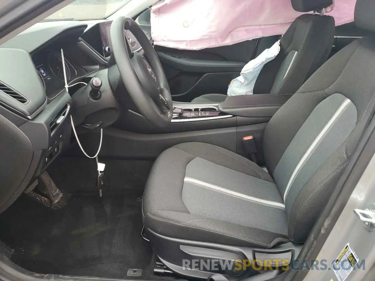 7 Photograph of a damaged car 5NPEG4JA0NH133593 HYUNDAI SONATA 2022