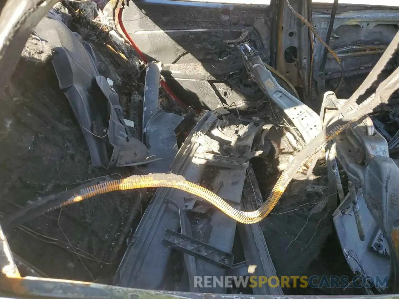 10 Photograph of a damaged car 5NPEG4JA0NH134288 HYUNDAI SONATA 2022