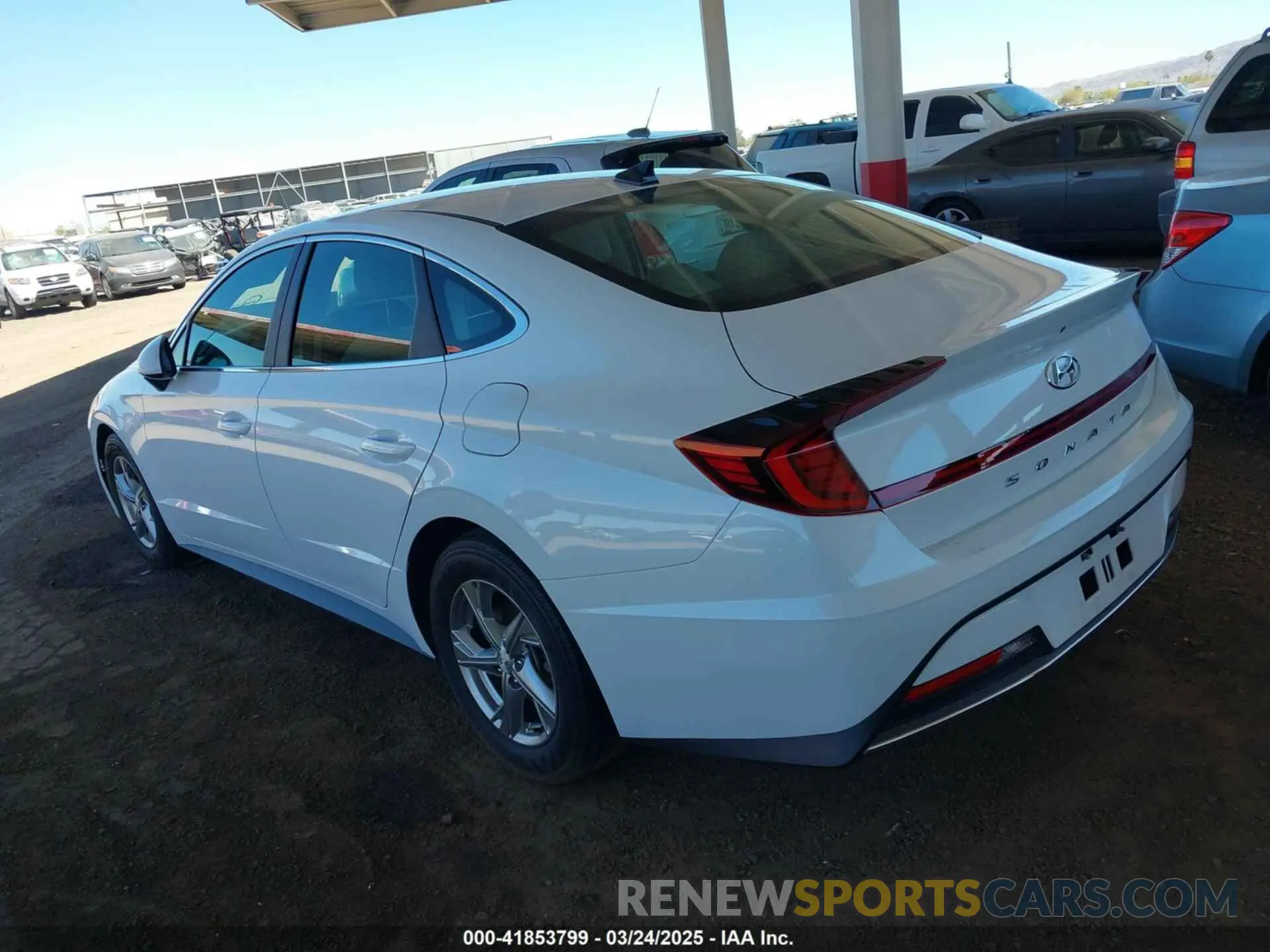 3 Photograph of a damaged car 5NPEG4JA1NH144263 HYUNDAI SONATA 2022