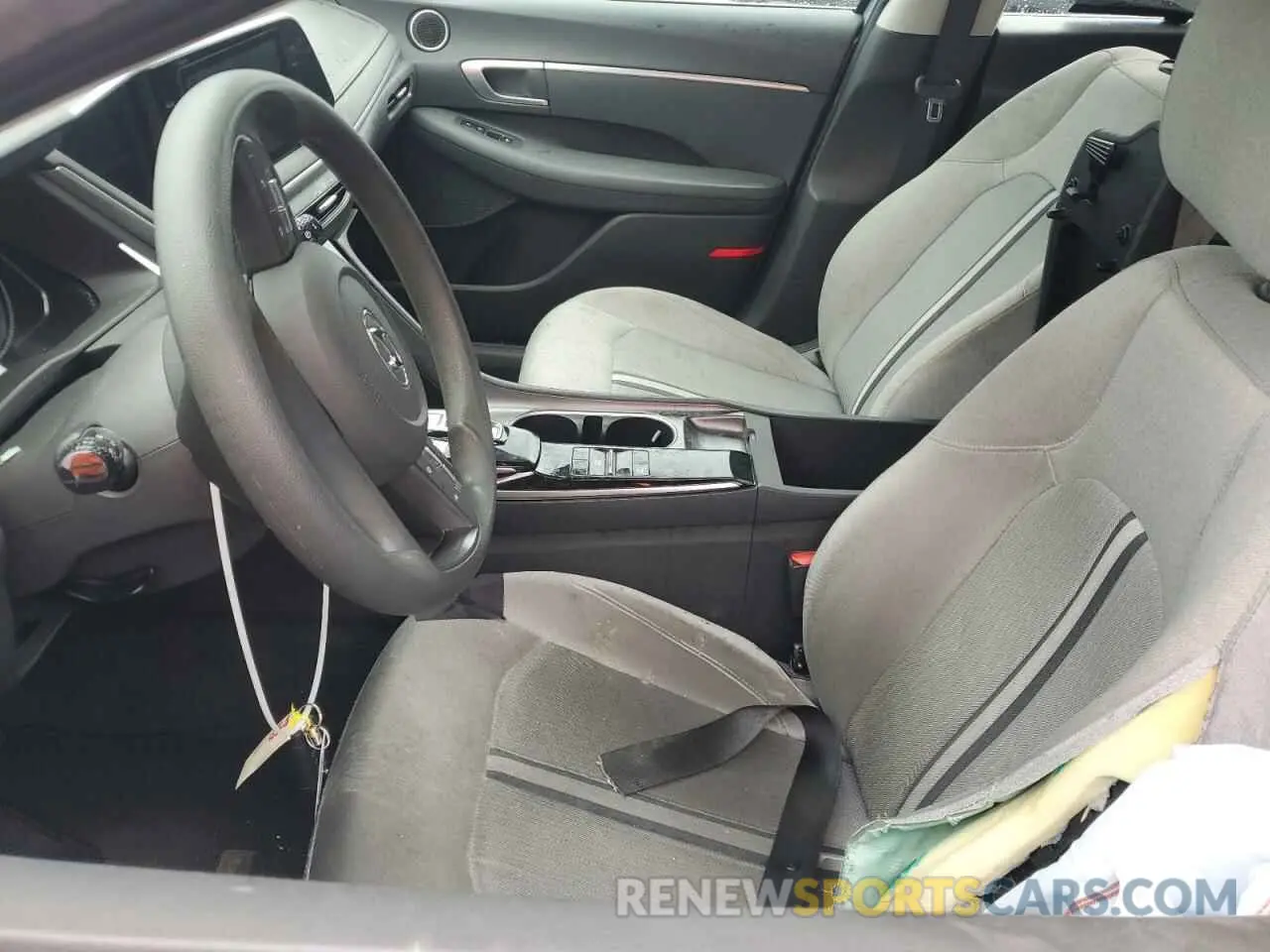 7 Photograph of a damaged car 5NPEG4JA2NH150380 HYUNDAI SONATA 2022