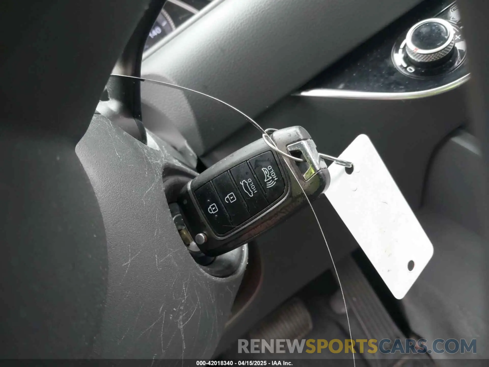 11 Photograph of a damaged car 5NPEG4JA3NH146189 HYUNDAI SONATA 2022