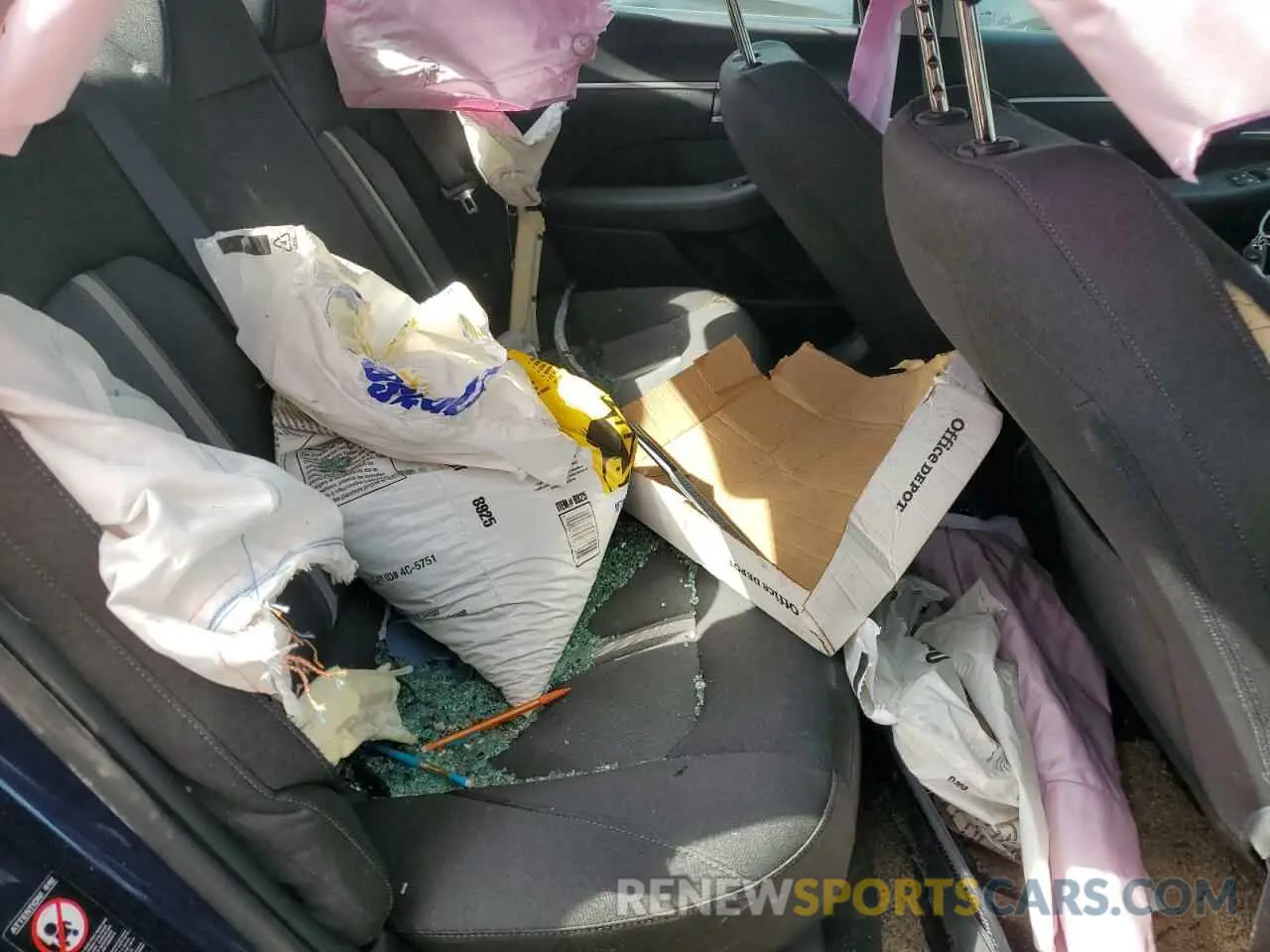 10 Photograph of a damaged car 5NPEG4JA6NH144033 HYUNDAI SONATA 2022
