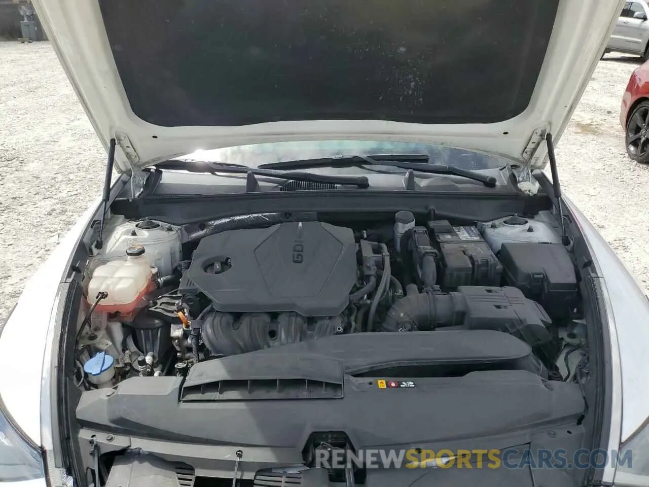 11 Photograph of a damaged car 5NPEG4JA7NH133316 HYUNDAI SONATA 2022
