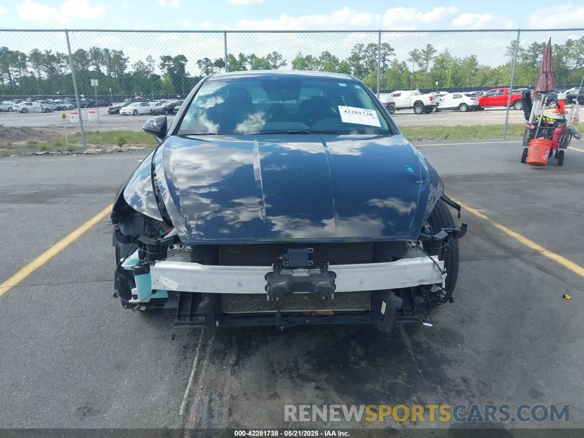 13 Photograph of a damaged car 5NPEG4JA8NH149962 HYUNDAI SONATA 2022
