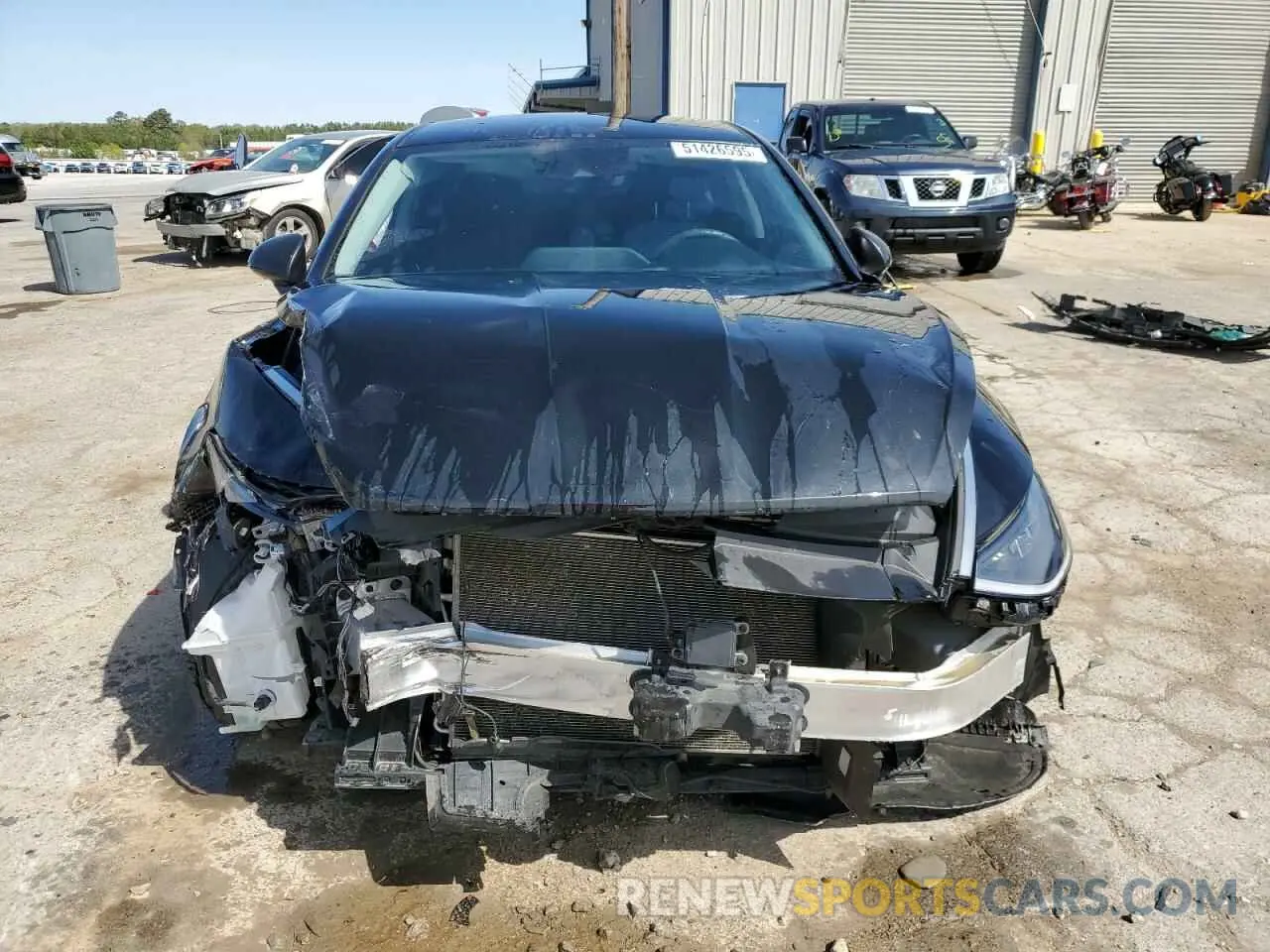 5 Photograph of a damaged car 5NPEG4JA9NH135231 HYUNDAI SONATA 2022