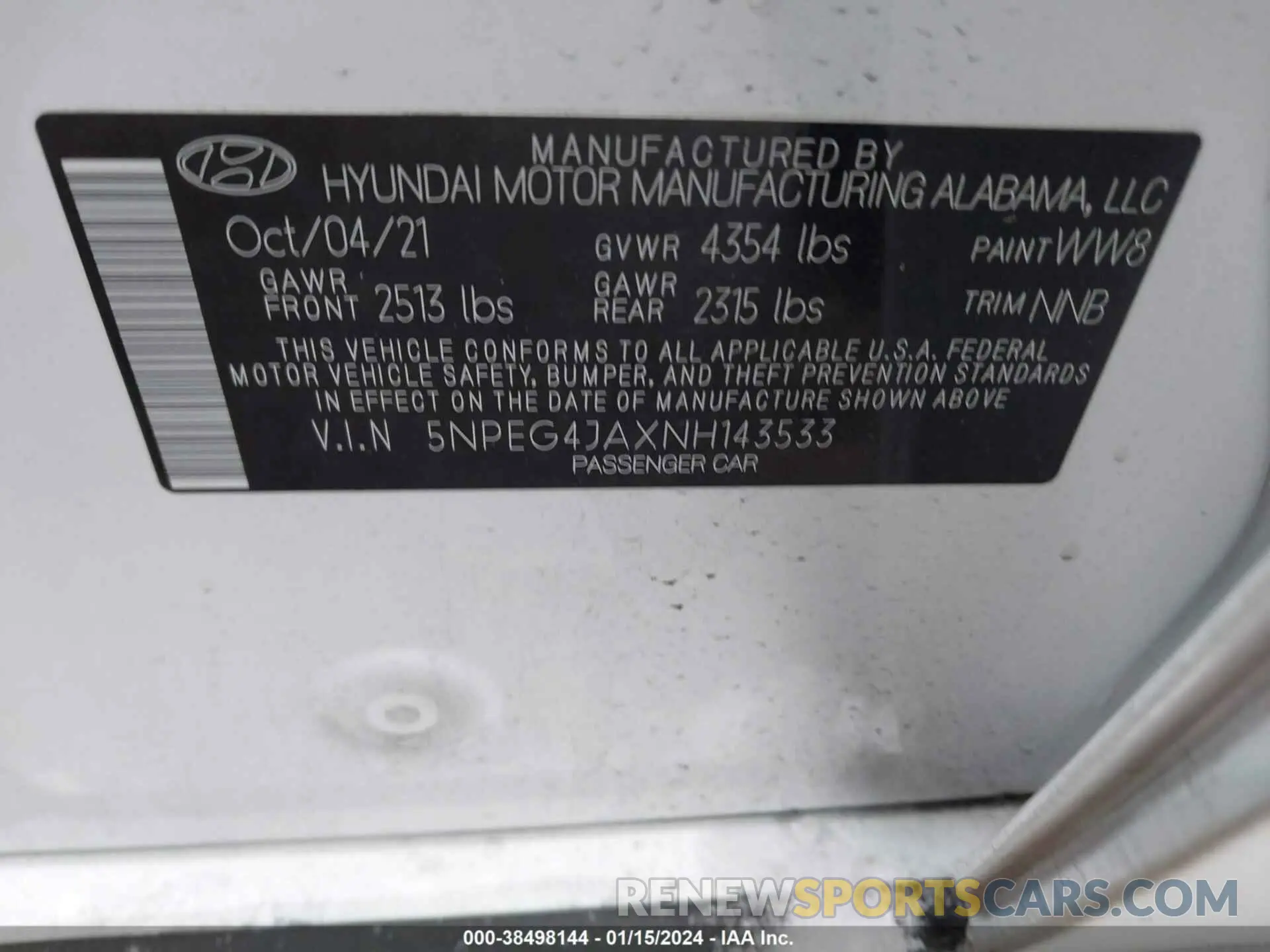 9 Photograph of a damaged car 5NPEG4JAXNH143533 HYUNDAI SONATA 2022