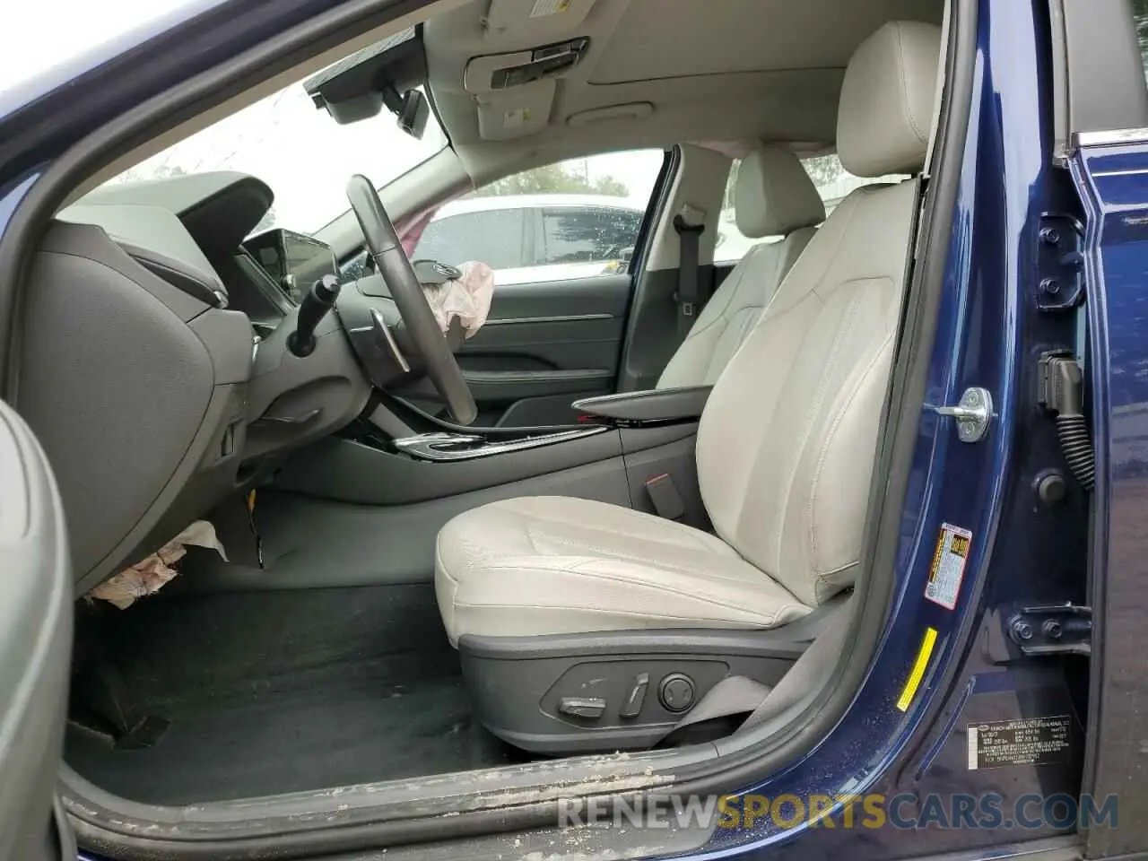 7 Photograph of a damaged car 5NPEH4J23NH137952 HYUNDAI SONATA 2022
