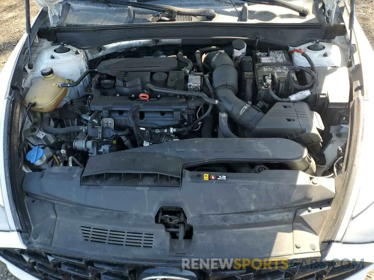 11 Photograph of a damaged car 5NPEJ4J21NH136674 HYUNDAI SONATA 2022