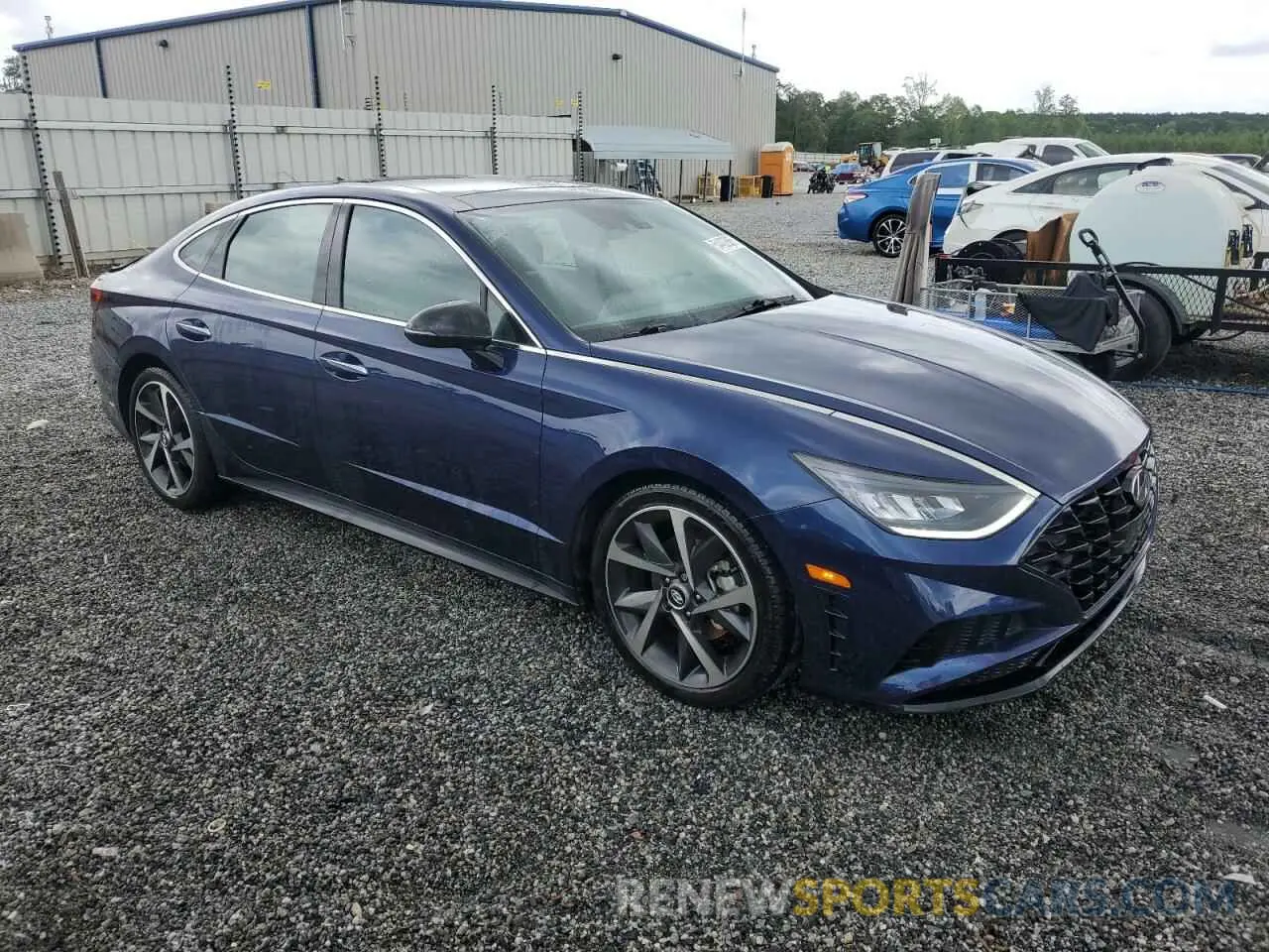 4 Photograph of a damaged car 5NPEJ4J27NH150126 HYUNDAI SONATA 2022