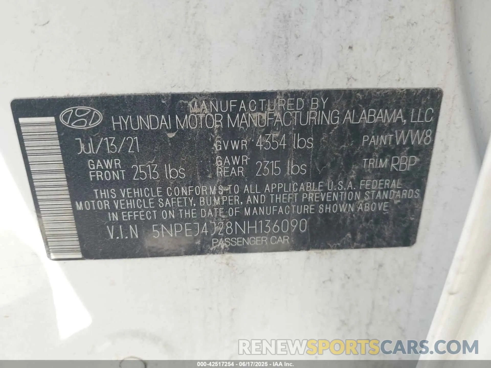 9 Photograph of a damaged car 5NPEJ4J28NH136090 HYUNDAI SONATA 2022