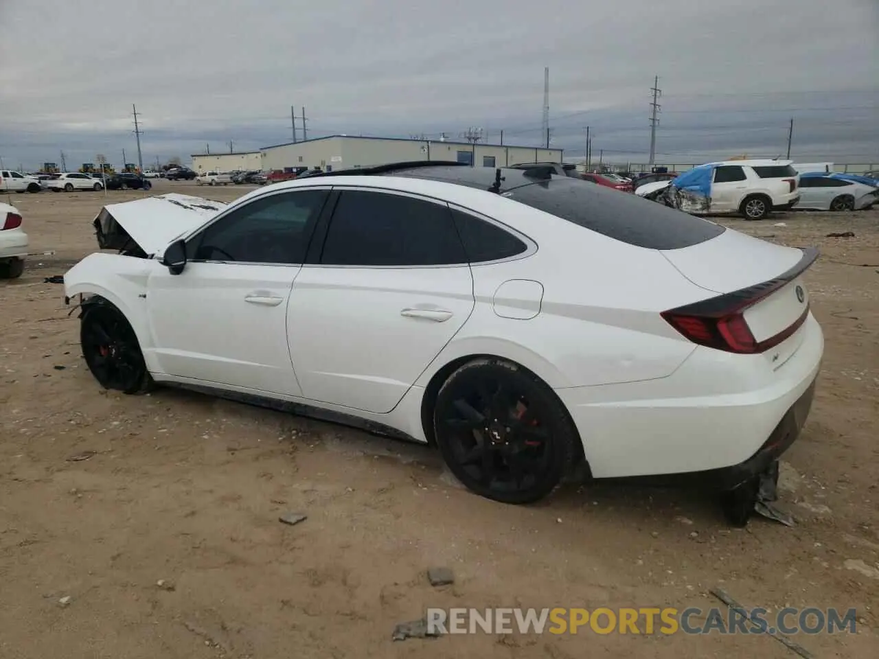 2 Photograph of a damaged car 5NPEK4JC3NH143485 HYUNDAI SONATA 2022