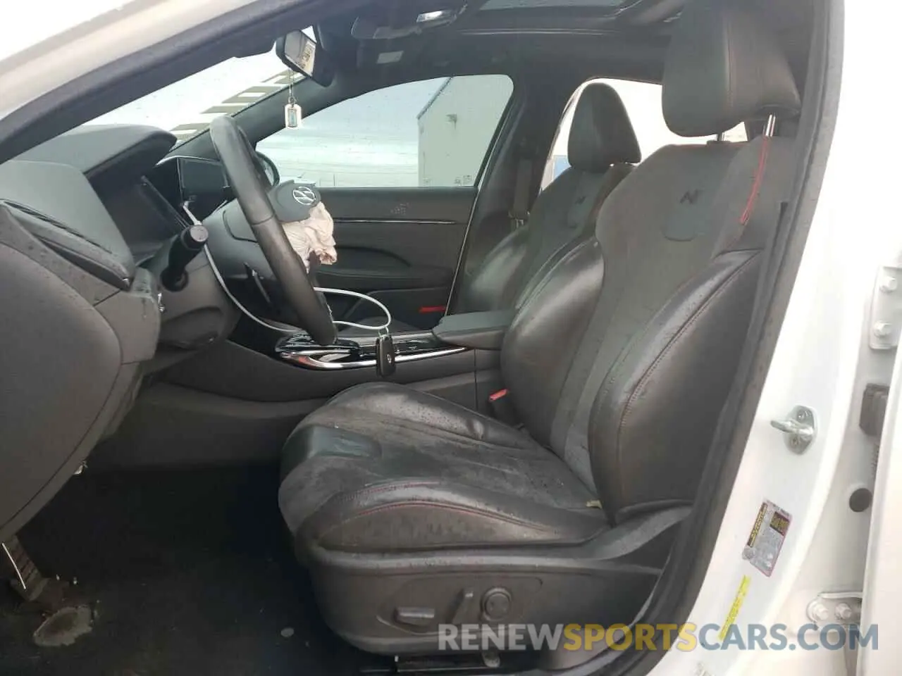 7 Photograph of a damaged car 5NPEK4JC3NH143485 HYUNDAI SONATA 2022