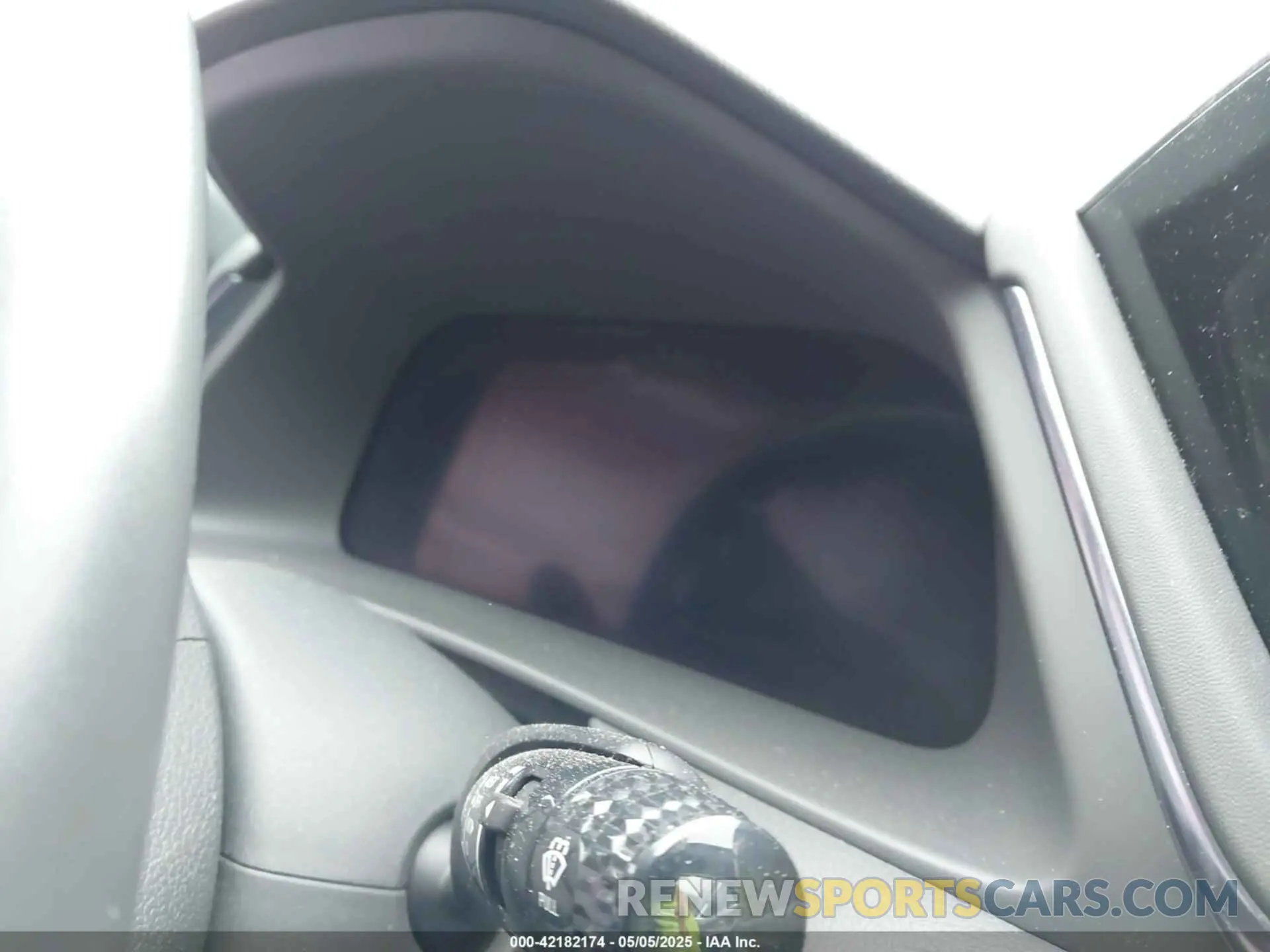 14 Photograph of a damaged car 5NPEK4JC5NH140992 HYUNDAI SONATA 2022