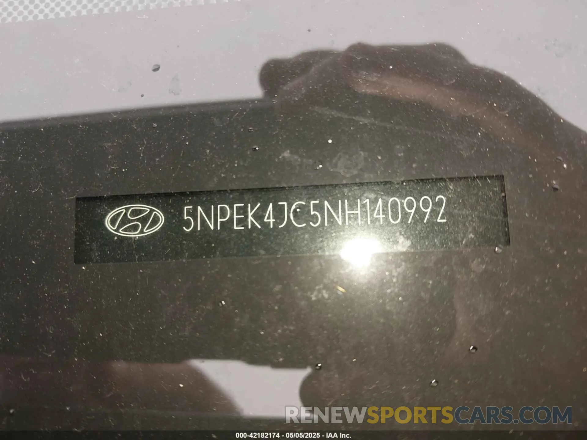 9 Photograph of a damaged car 5NPEK4JC5NH140992 HYUNDAI SONATA 2022