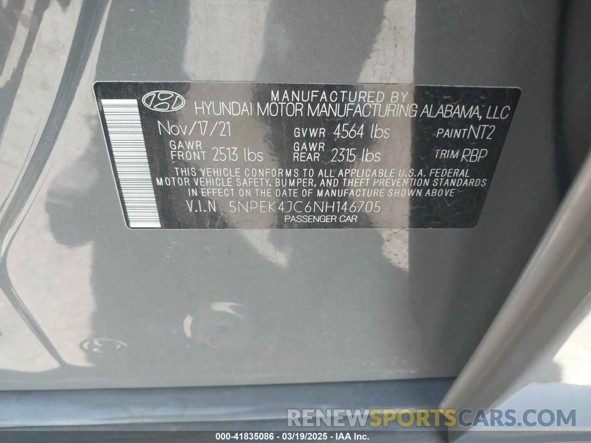 9 Photograph of a damaged car 5NPEK4JC6NH146705 HYUNDAI SONATA 2022