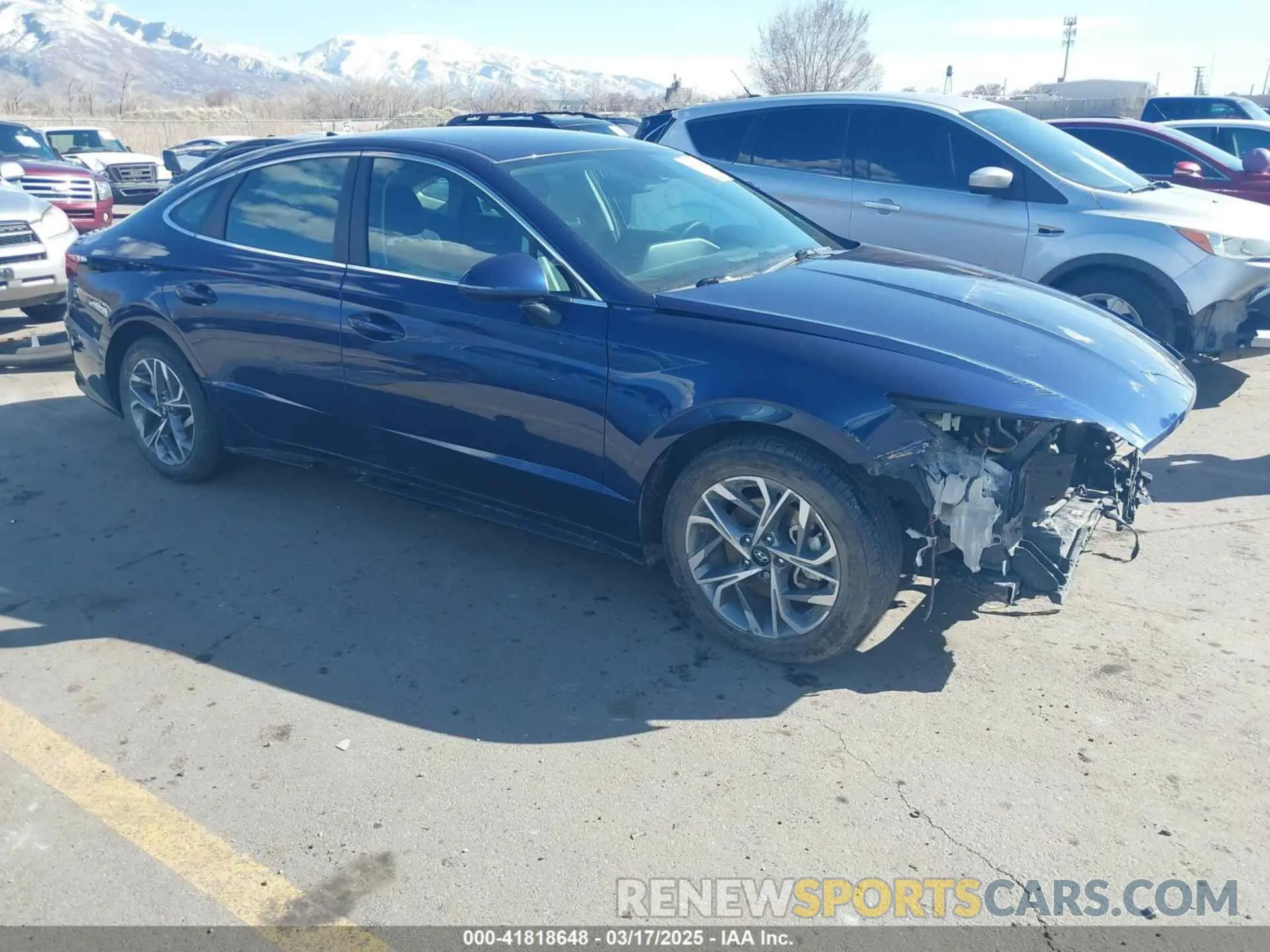 1 Photograph of a damaged car 5NPEL4JA9NH143342 HYUNDAI SONATA 2022