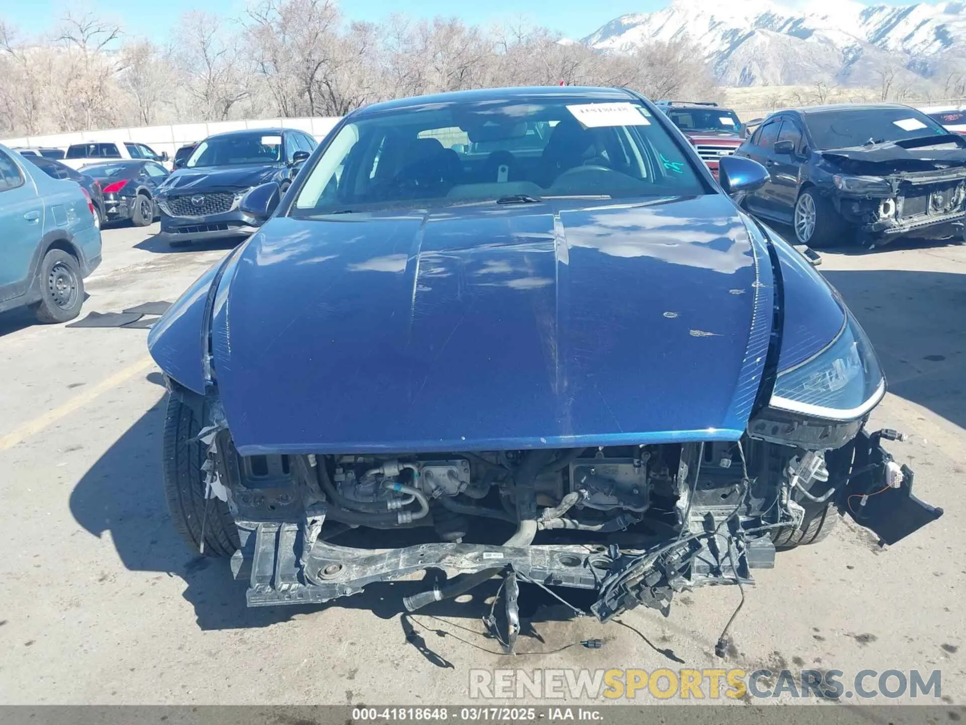 13 Photograph of a damaged car 5NPEL4JA9NH143342 HYUNDAI SONATA 2022