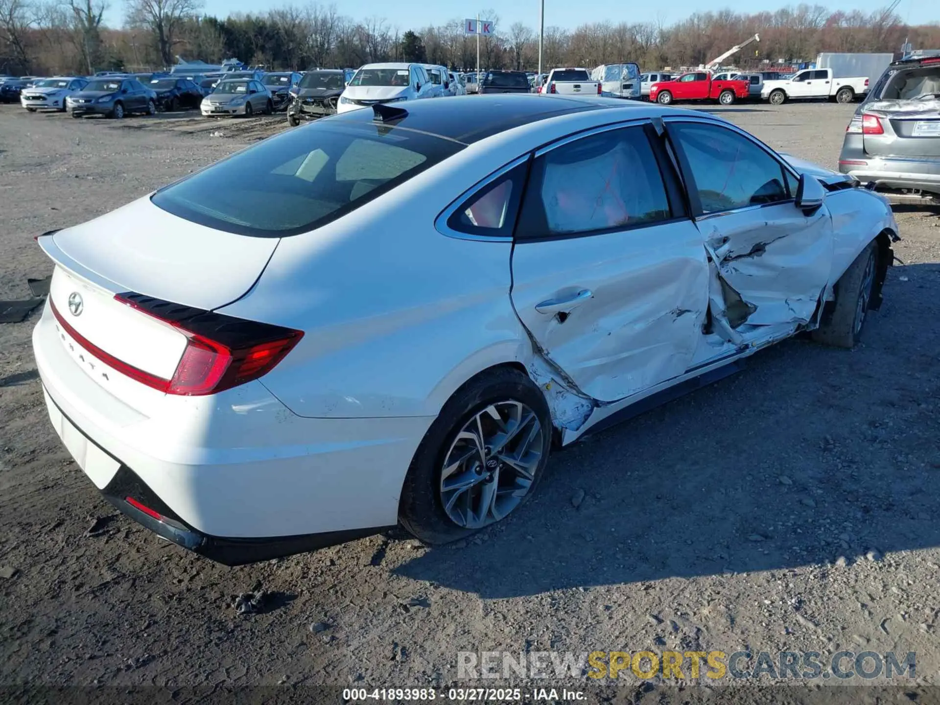 4 Photograph of a damaged car KMHL14JA0NA203203 HYUNDAI SONATA 2022