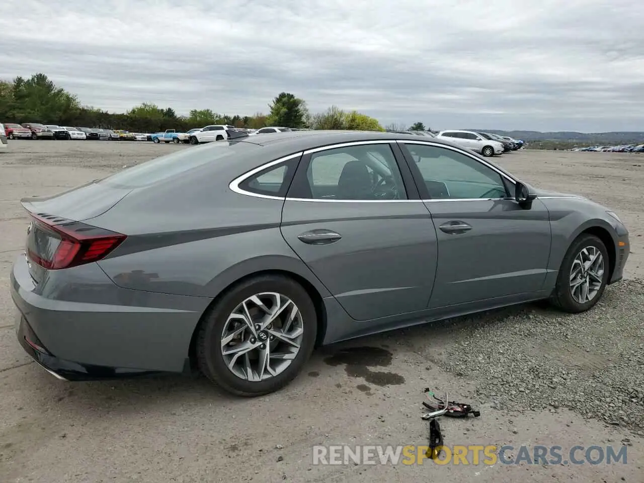 3 Photograph of a damaged car KMHL14JA2NA209651 HYUNDAI SONATA 2022