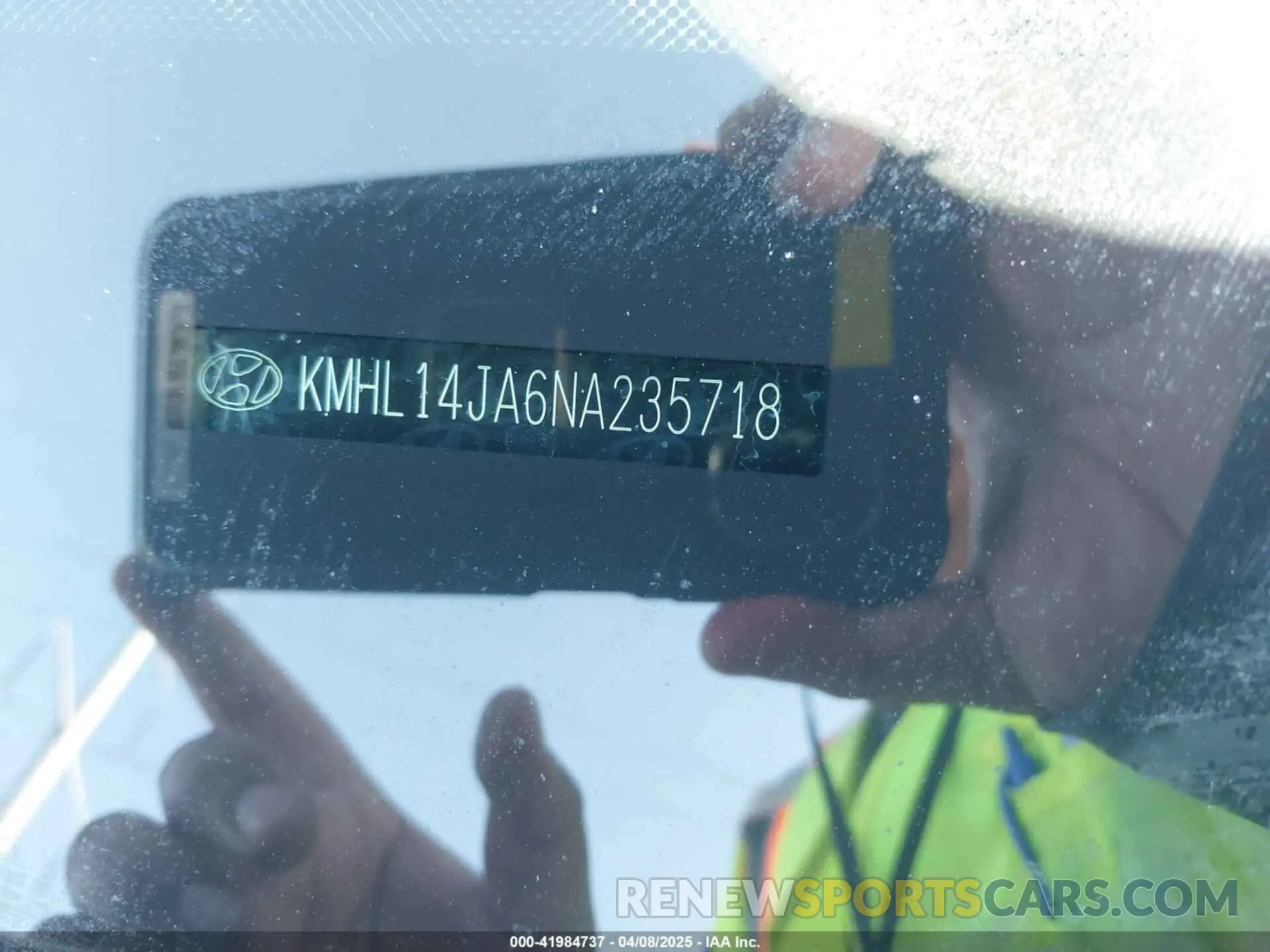 9 Photograph of a damaged car KMHL14JA6NA235718 HYUNDAI SONATA 2022