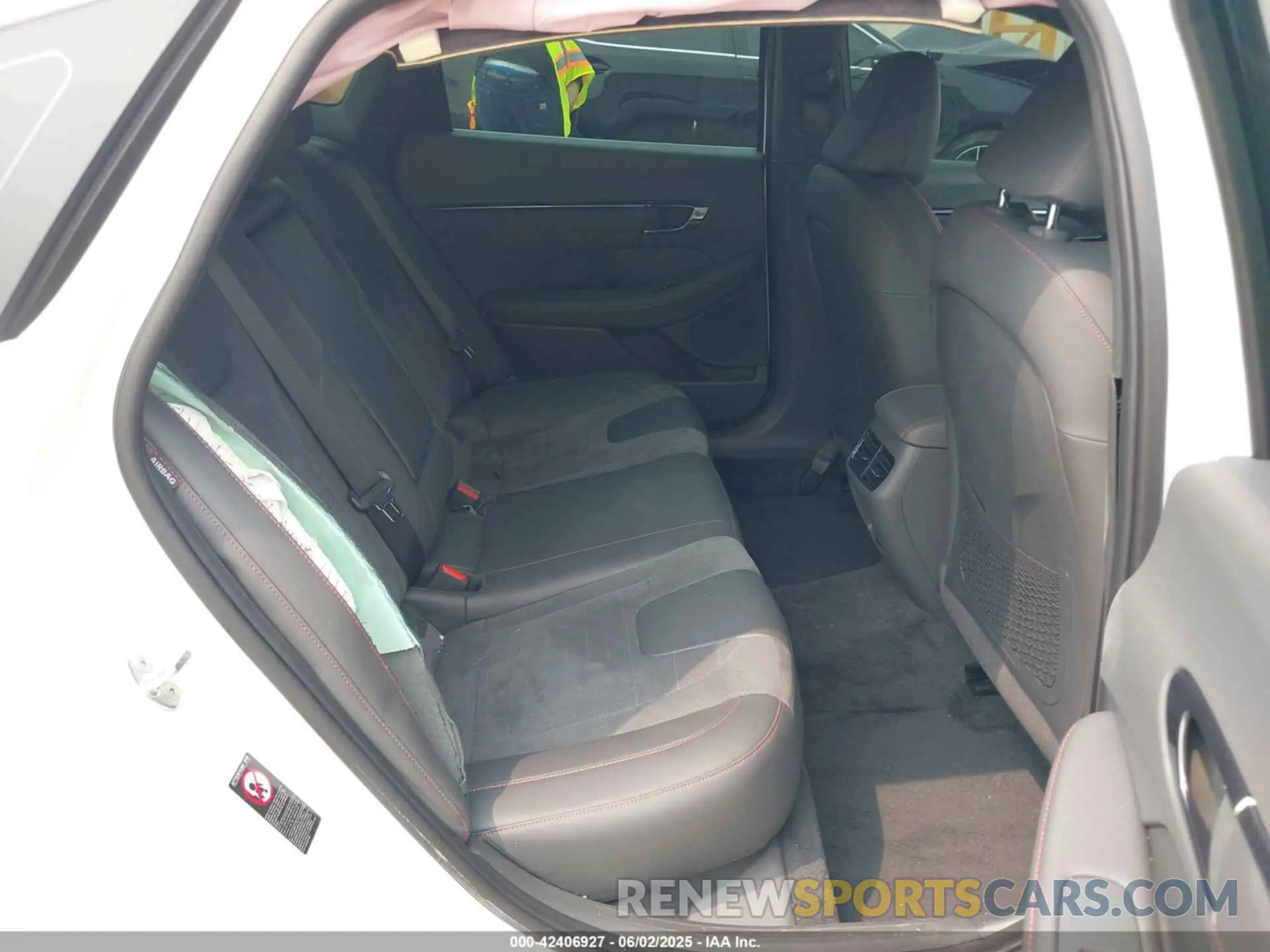 8 Photograph of a damaged car KMHL14JC1NA217743 HYUNDAI SONATA 2022