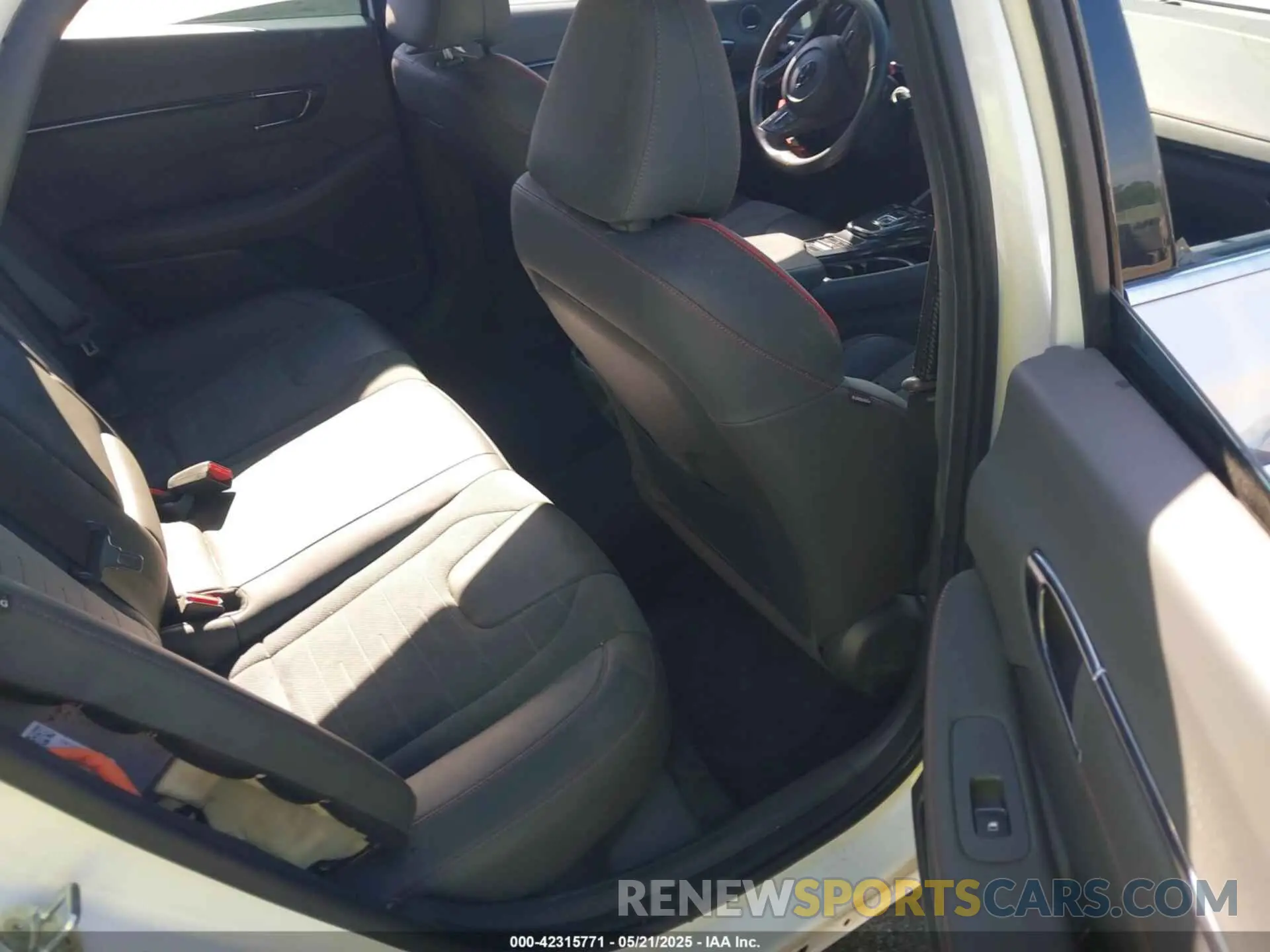8 Photograph of a damaged car KMHL14JC4NA216084 HYUNDAI SONATA 2022