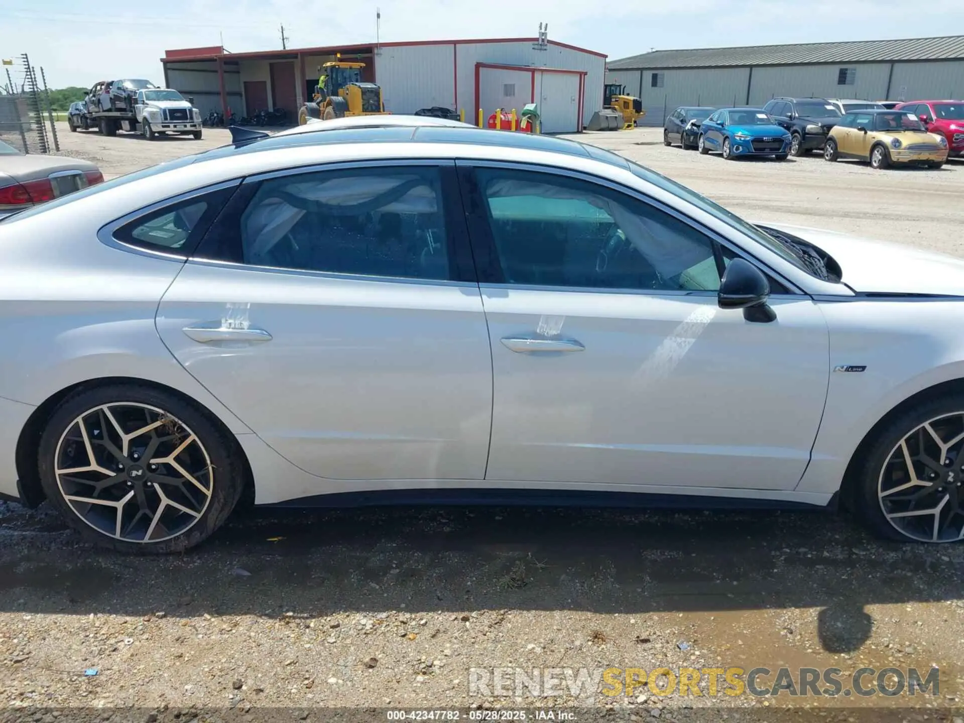 13 Photograph of a damaged car KMHL14JC9NA221281 HYUNDAI SONATA 2022
