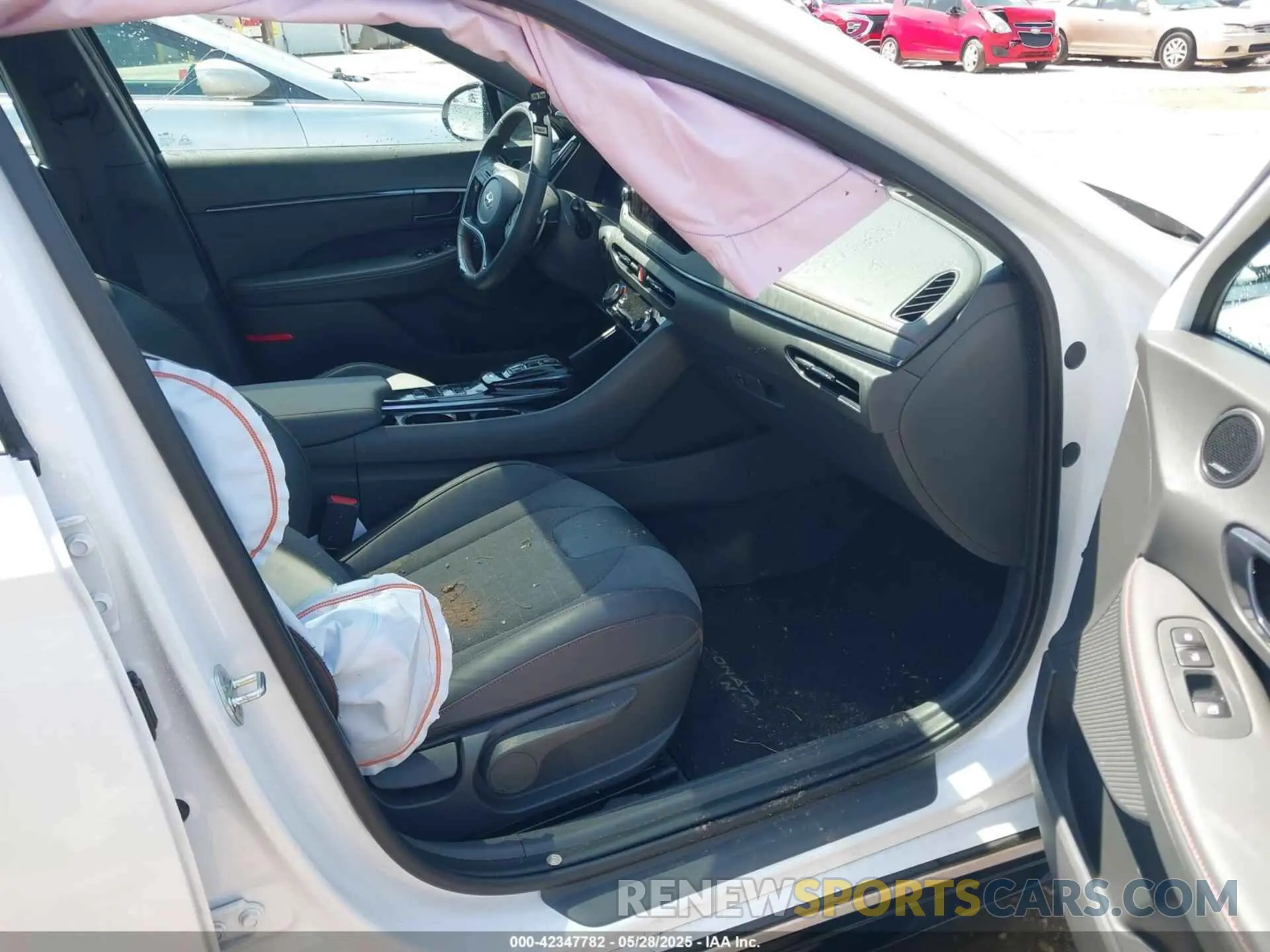 5 Photograph of a damaged car KMHL14JC9NA221281 HYUNDAI SONATA 2022