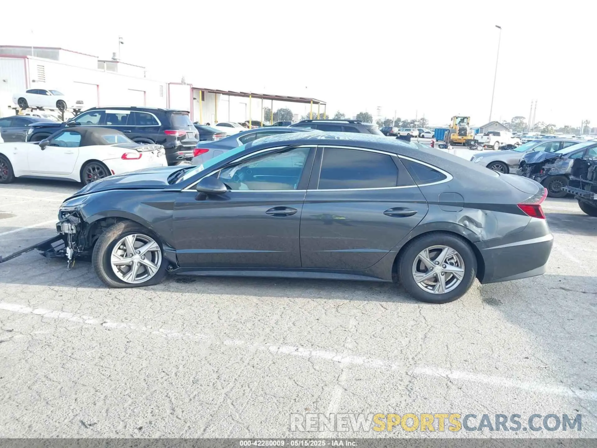 13 Photograph of a damaged car KMHL24JA0NA234075 HYUNDAI SONATA 2022