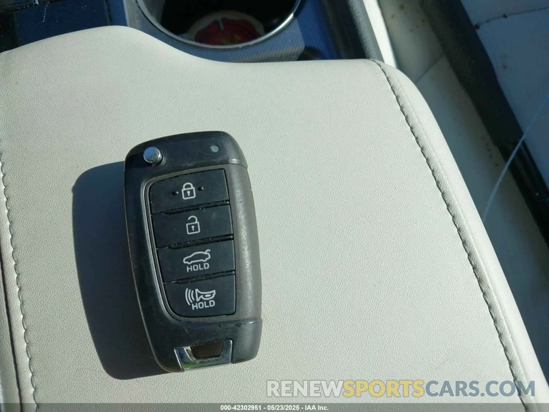 11 Photograph of a damaged car KMHL24JA6NA226241 HYUNDAI SONATA 2022