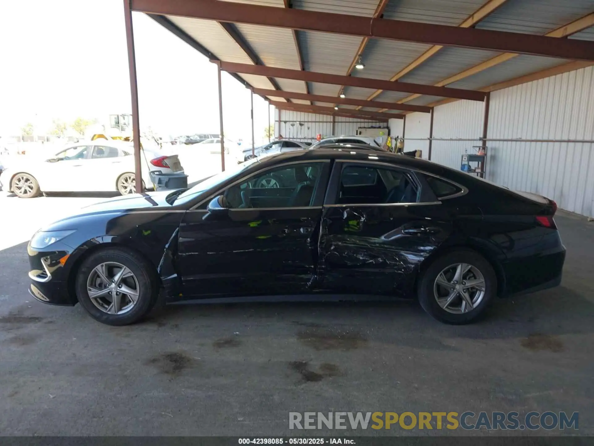 14 Photograph of a damaged car KMHL24JA8NA217492 HYUNDAI SONATA 2022