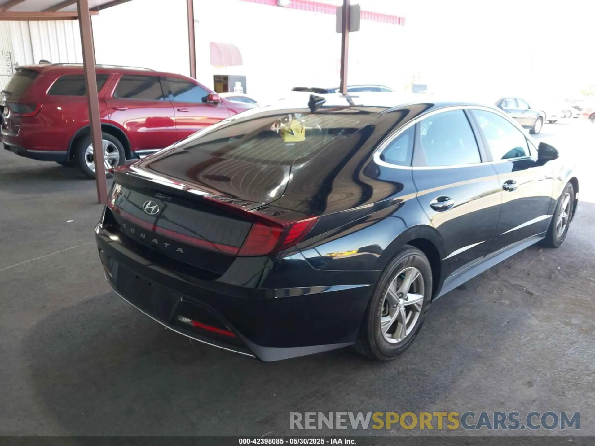 4 Photograph of a damaged car KMHL24JA8NA217492 HYUNDAI SONATA 2022