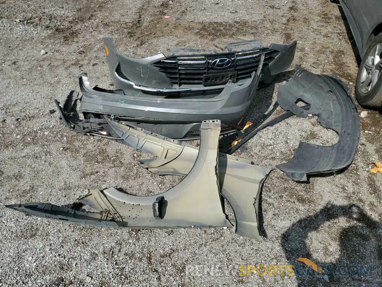 12 Photograph of a damaged car KMHL24JA9NA245186 HYUNDAI SONATA 2022
