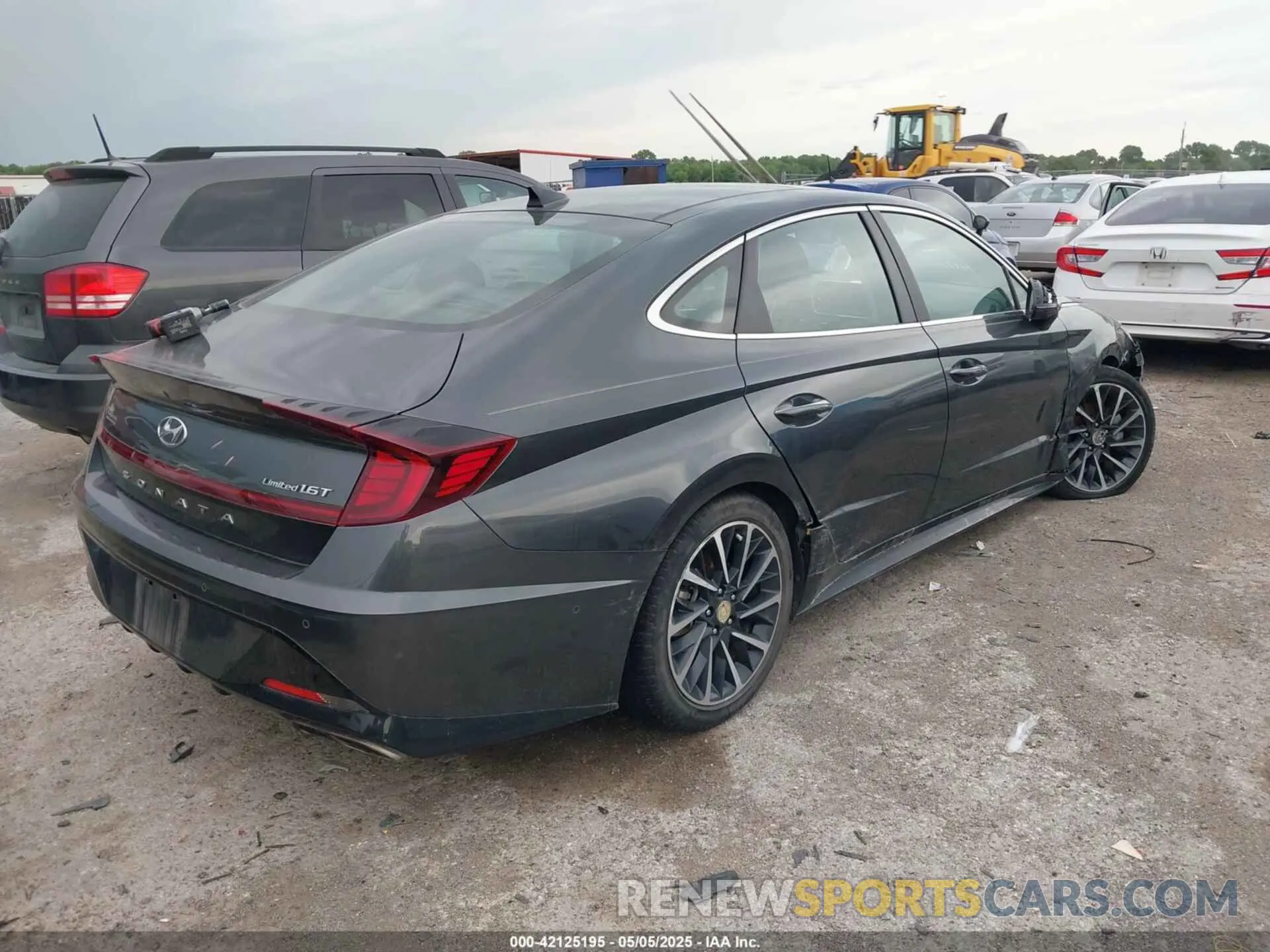4 Photograph of a damaged car KMHL34J21NA223236 HYUNDAI SONATA 2022