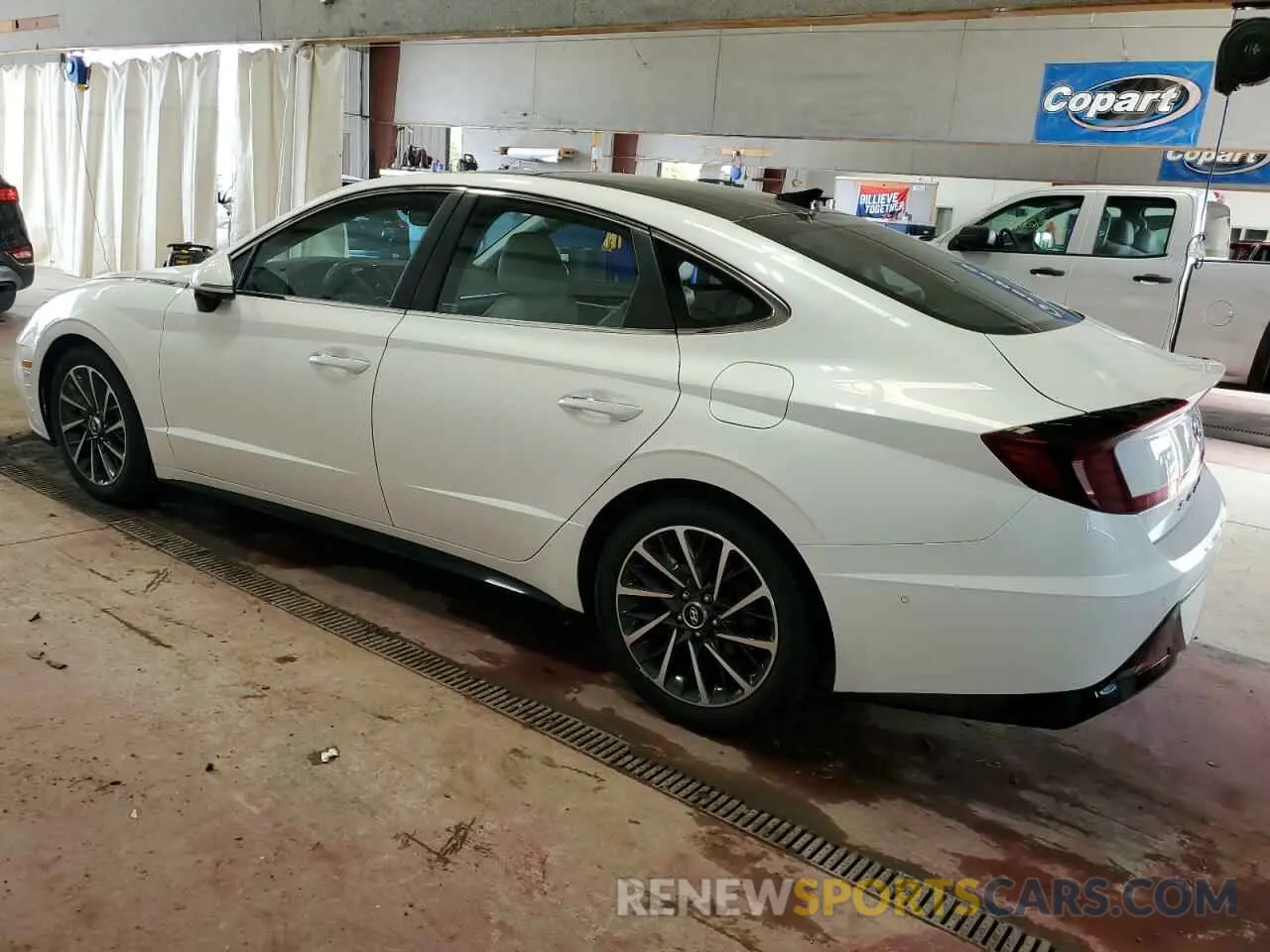 2 Photograph of a damaged car KMHL34J22NA204064 HYUNDAI SONATA 2022