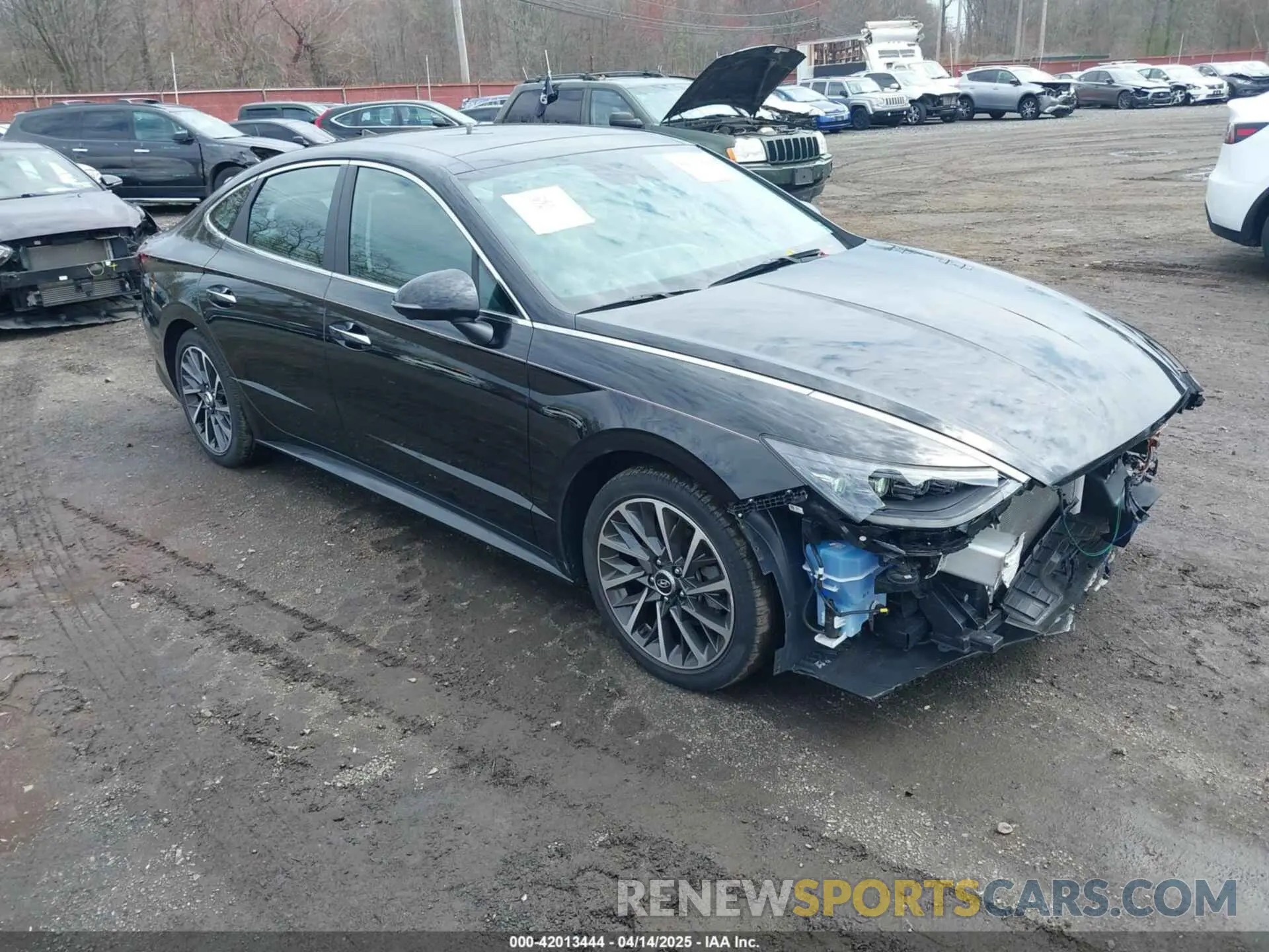 1 Photograph of a damaged car KMHL34J23NA203036 HYUNDAI SONATA 2022
