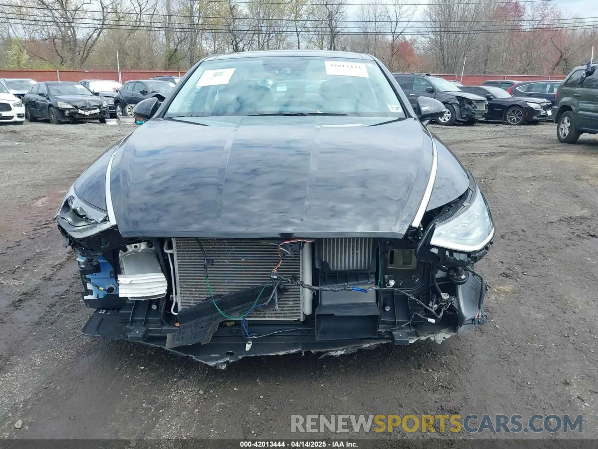 12 Photograph of a damaged car KMHL34J23NA203036 HYUNDAI SONATA 2022