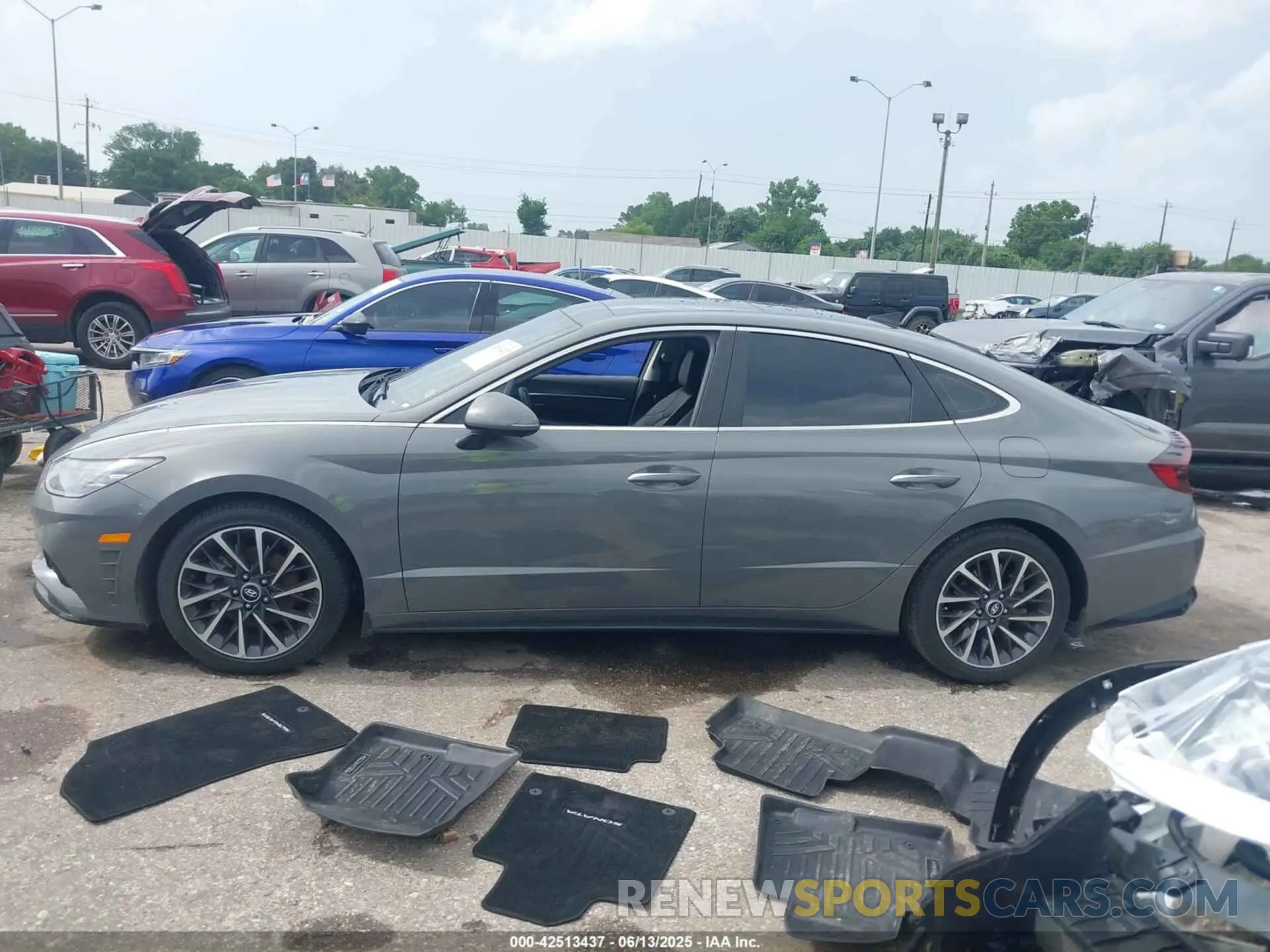 14 Photograph of a damaged car KMHL34J23NA222184 HYUNDAI SONATA 2022