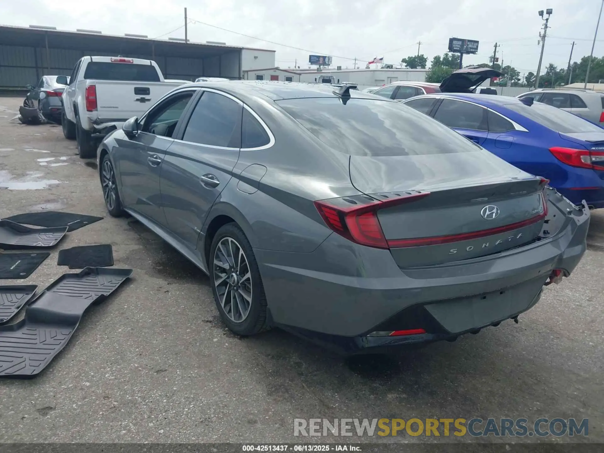 3 Photograph of a damaged car KMHL34J23NA222184 HYUNDAI SONATA 2022